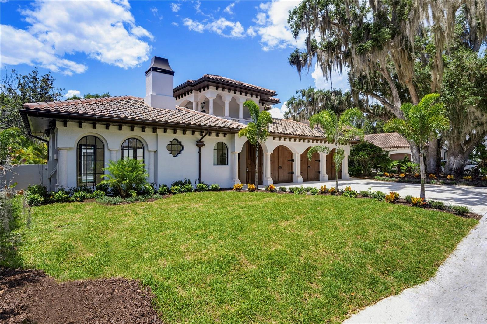 O6422976 Property Photo