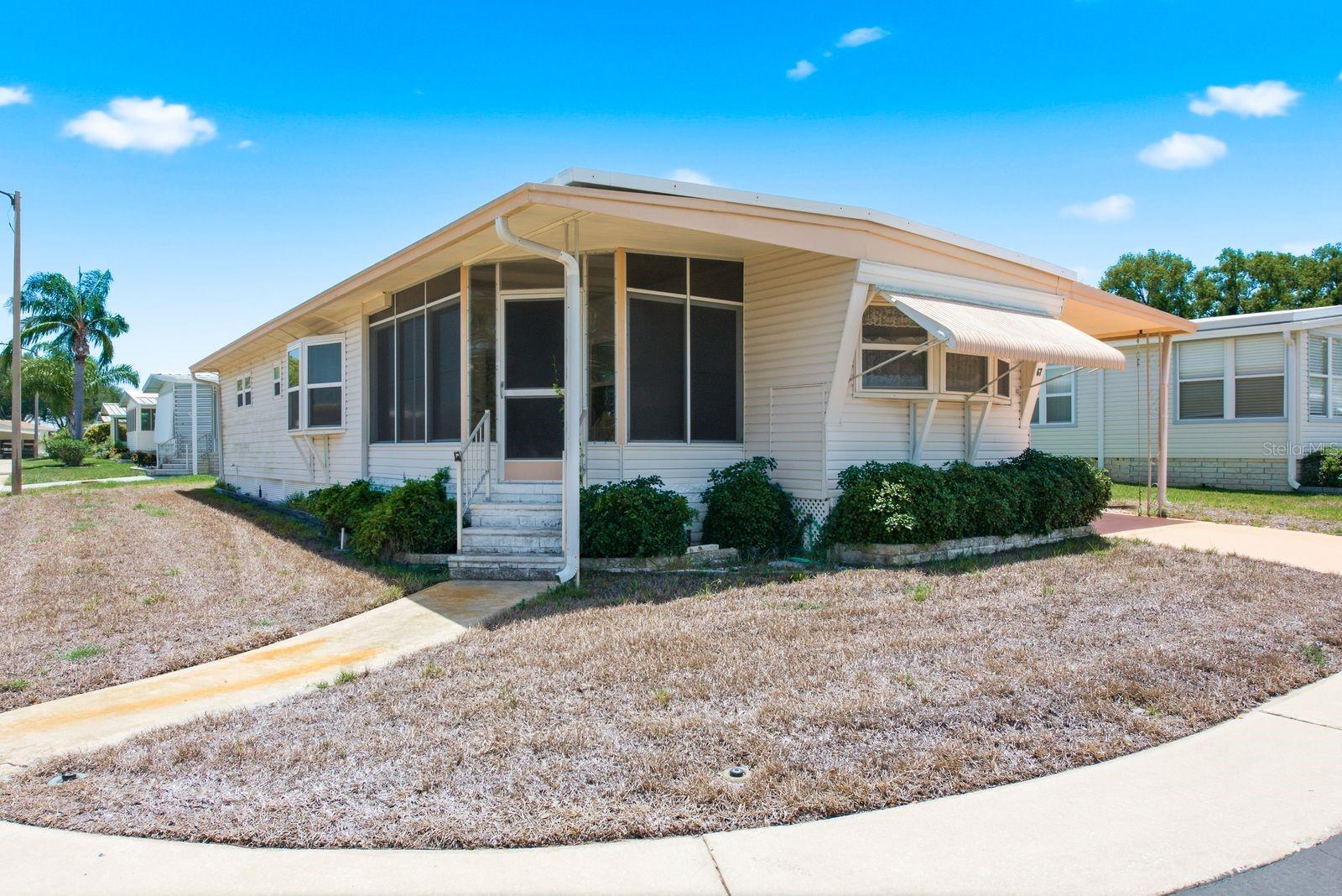 MLS# TB8526637 Property Photo