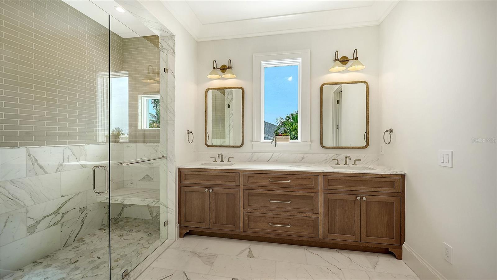 A4699408 Property Photo
