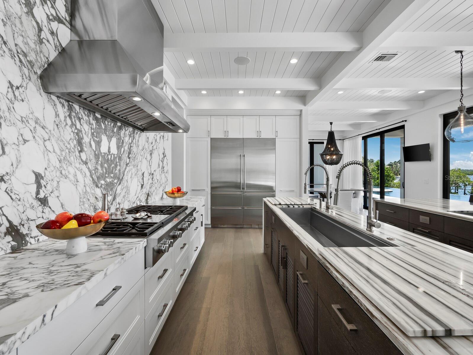 A4699552 Property Photo