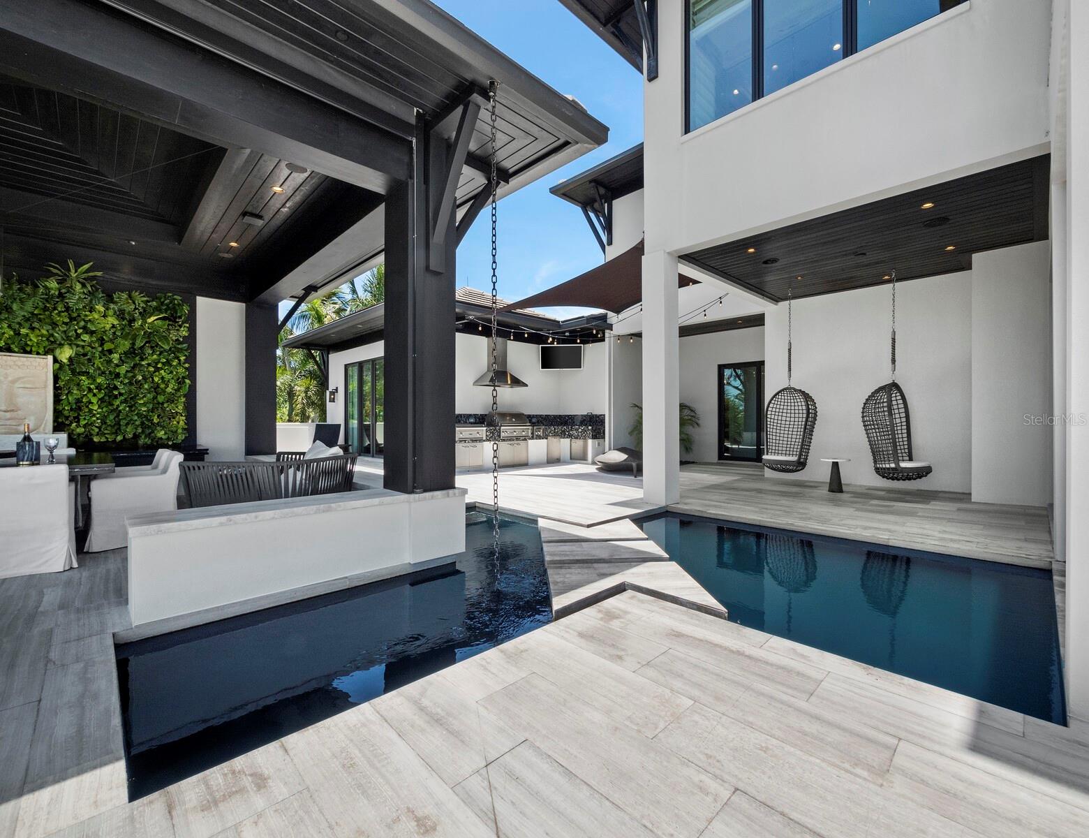 A4699552 Property Photo