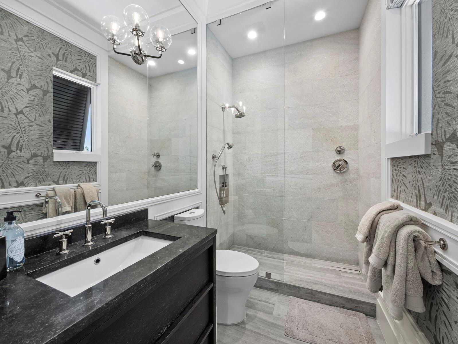 A4699552 Property Photo