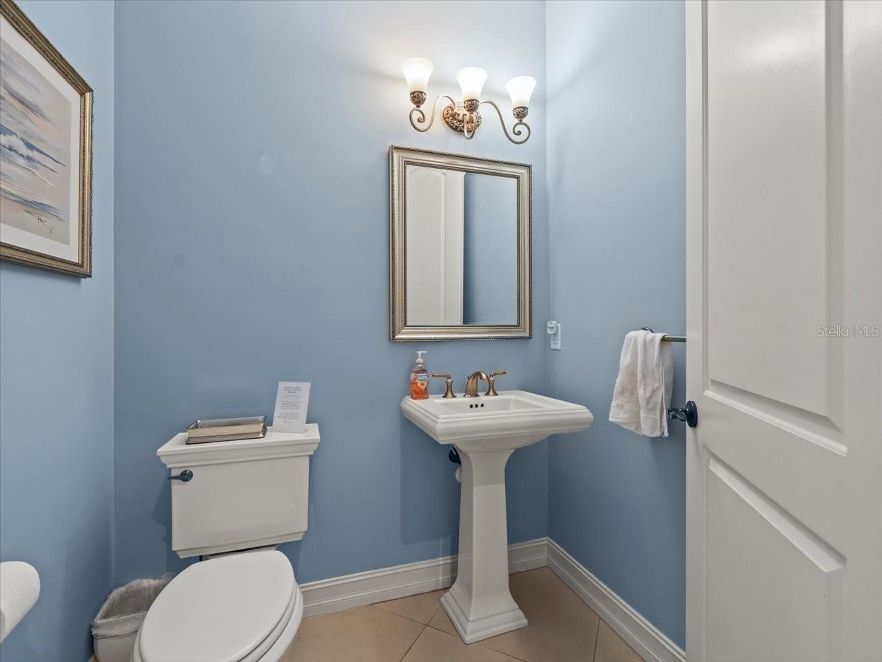 TB8527790 Property Photo