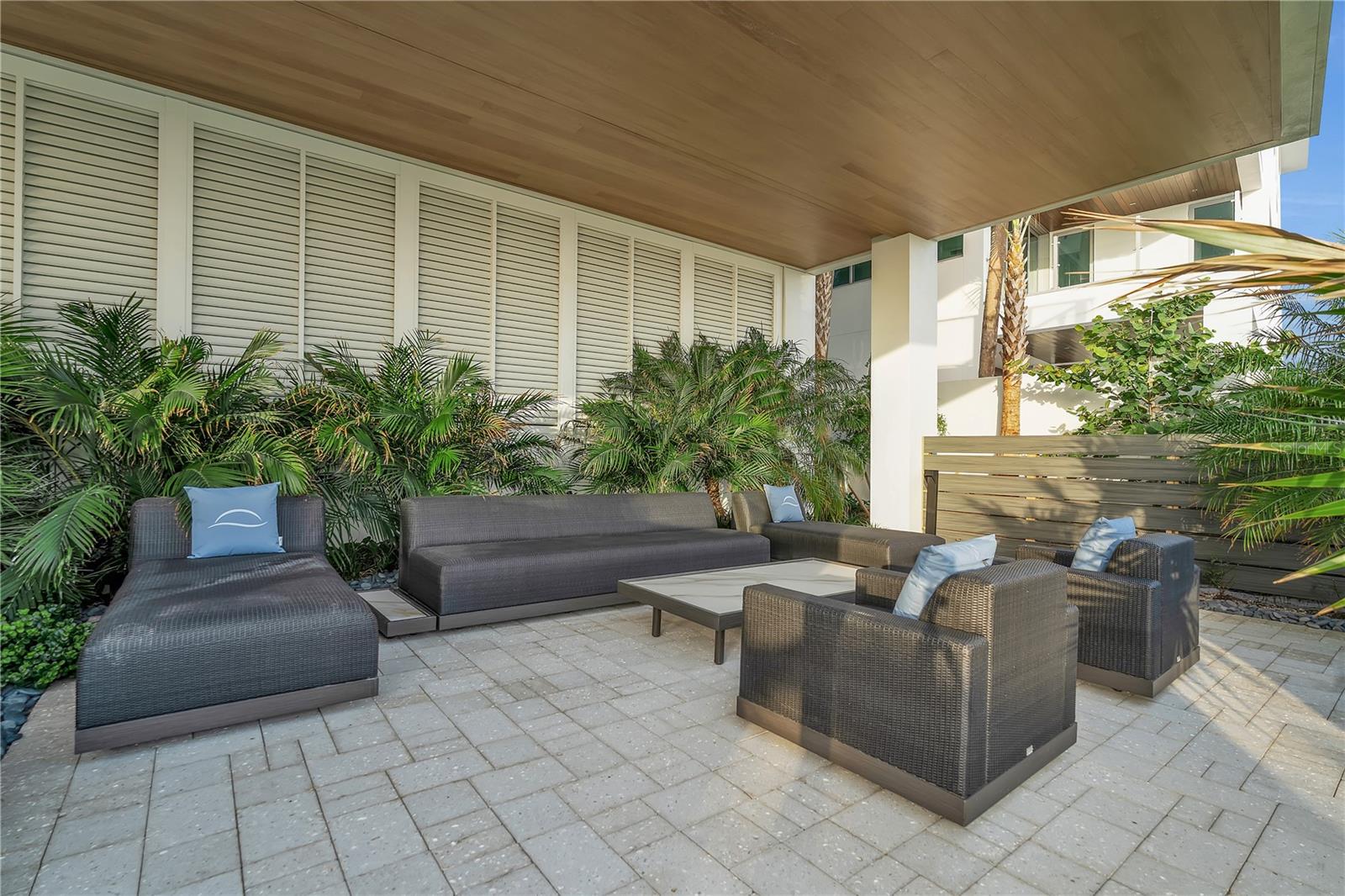 A4699970 Property Photo