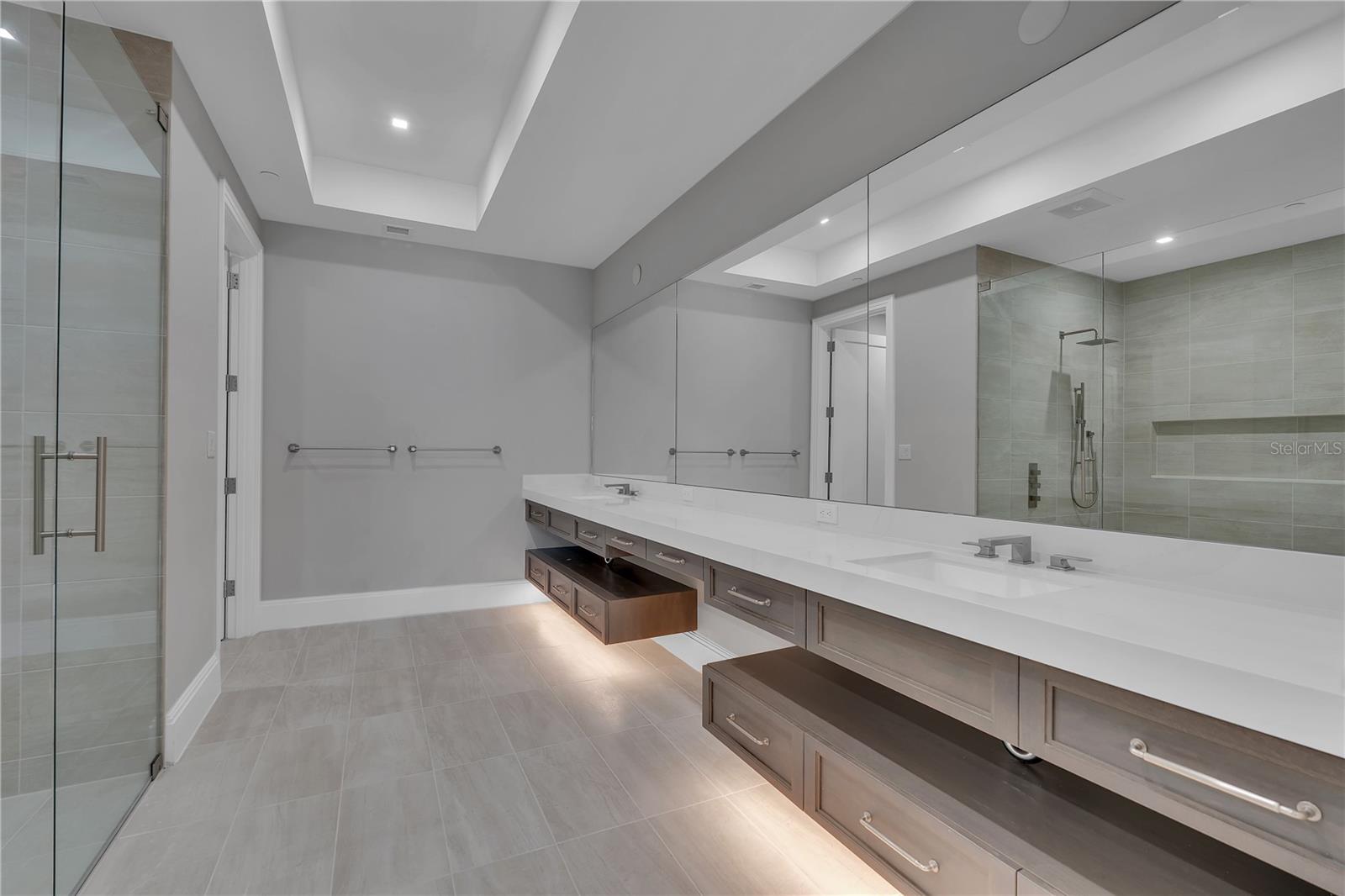 A4699970 Property Photo
