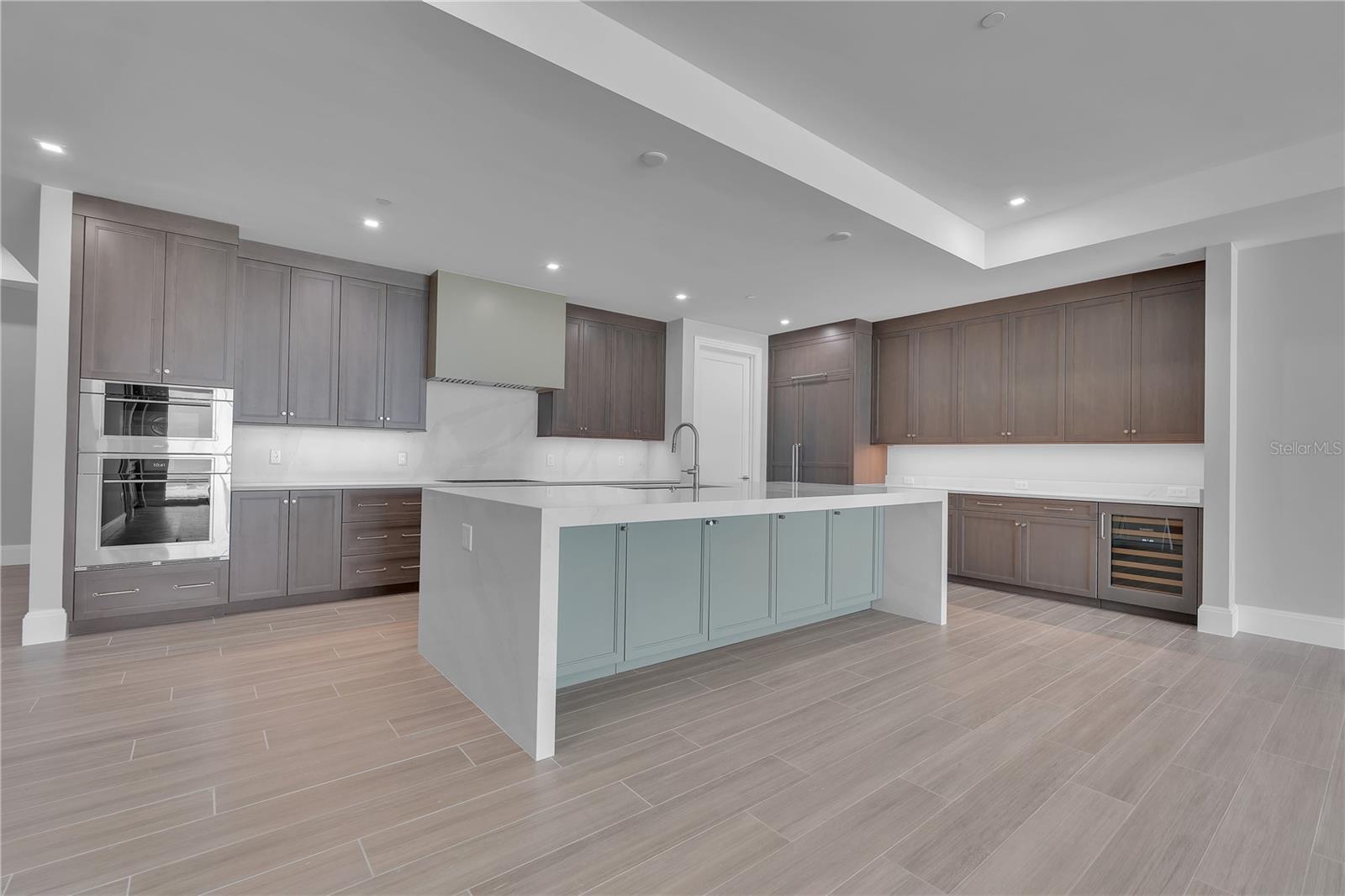 A4699970 Property Photo