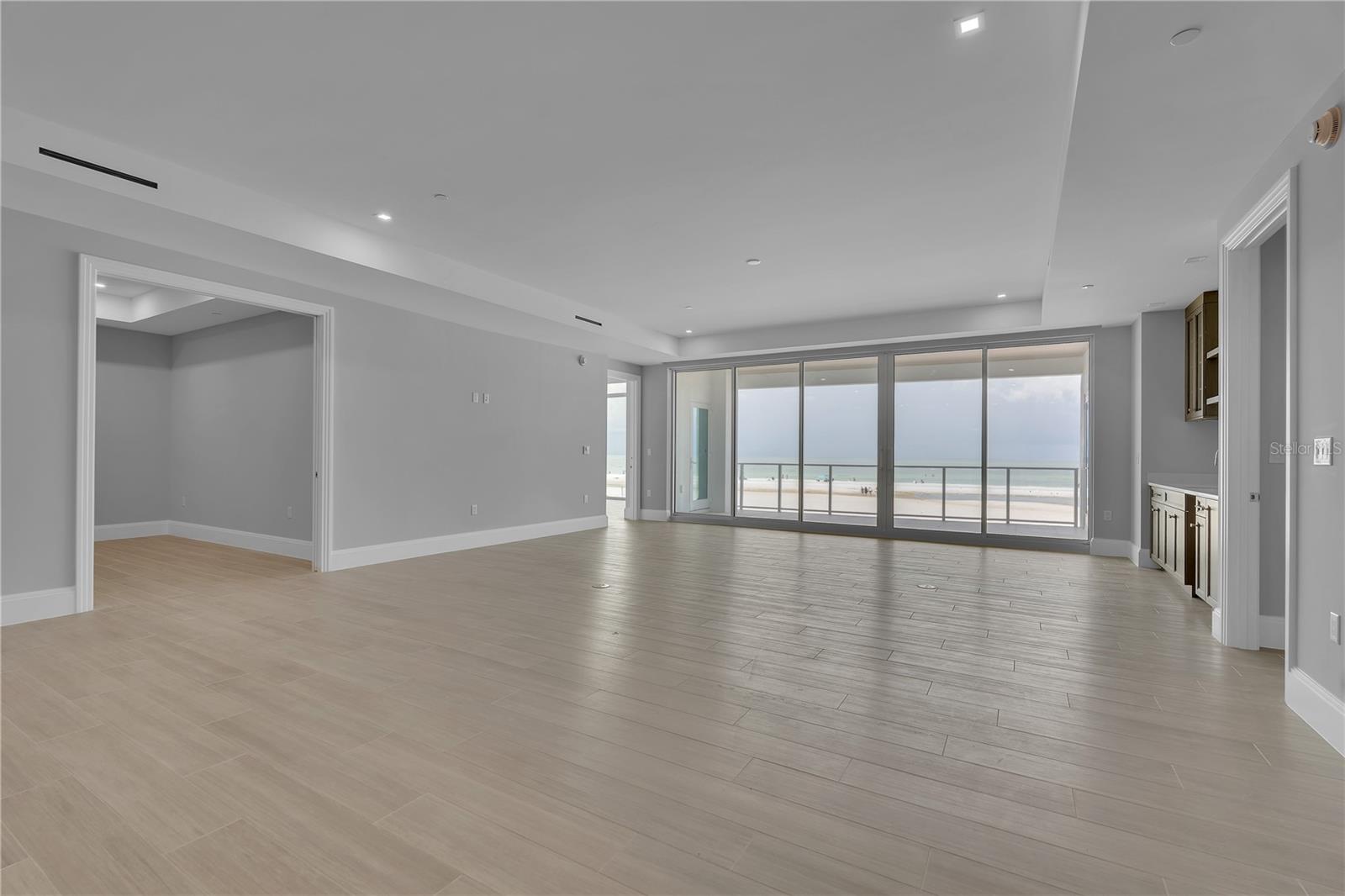 A4699970 Property Photo