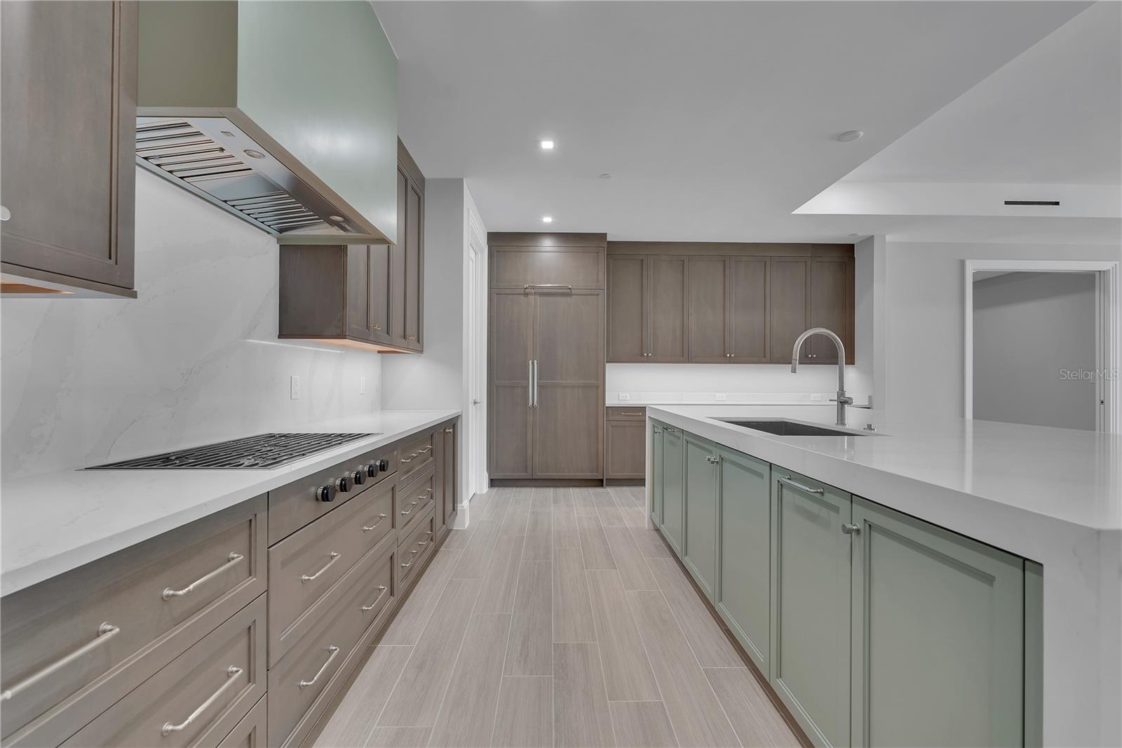 A4699970 Property Photo