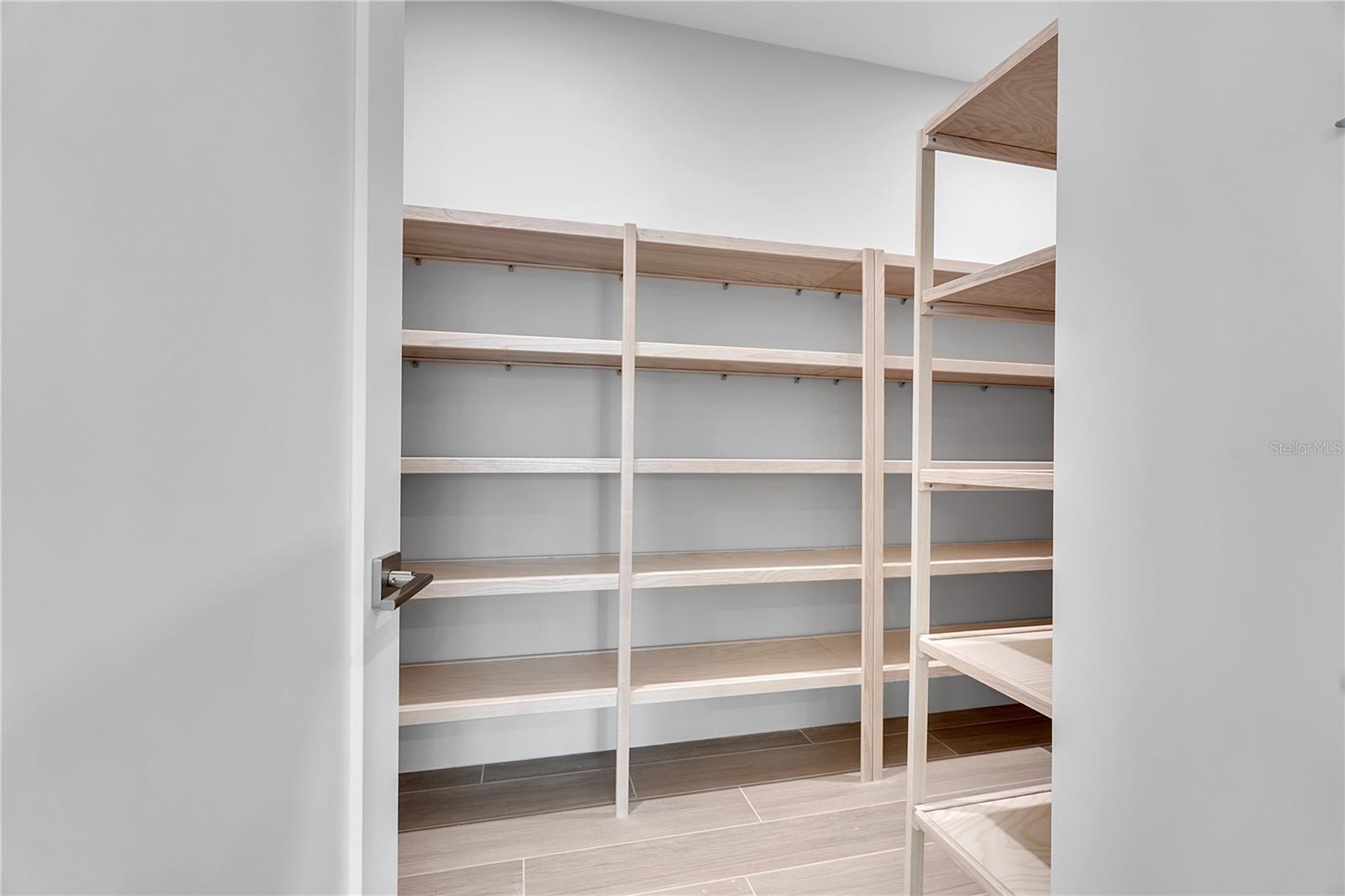A4700005 Property Photo