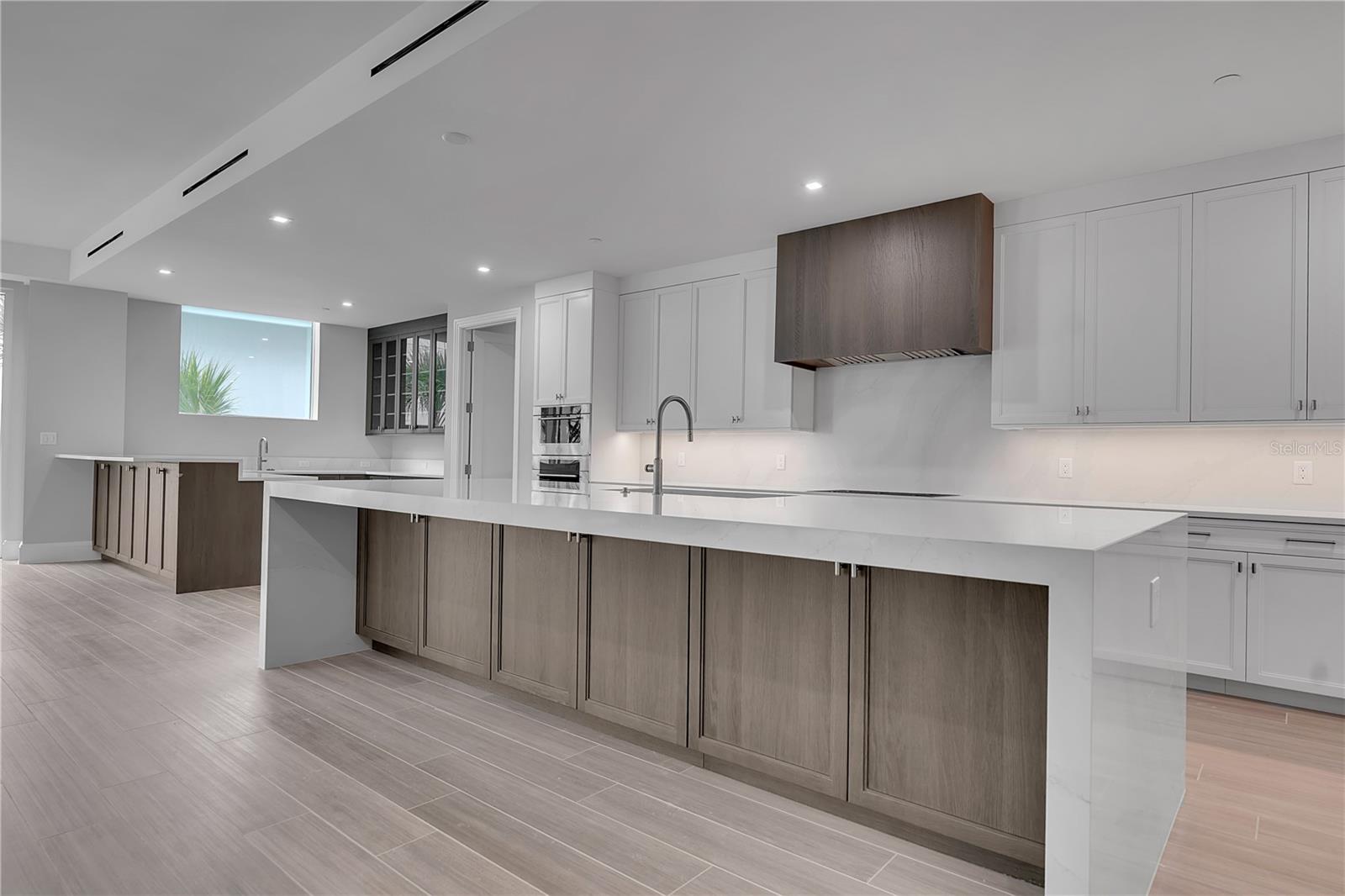 A4700005 Property Photo