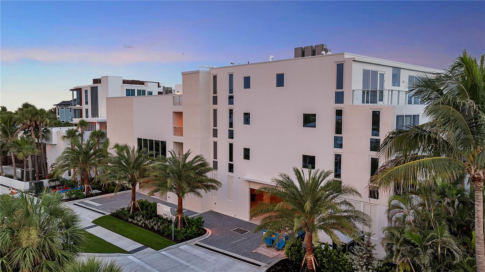 A4700005 Property Photo