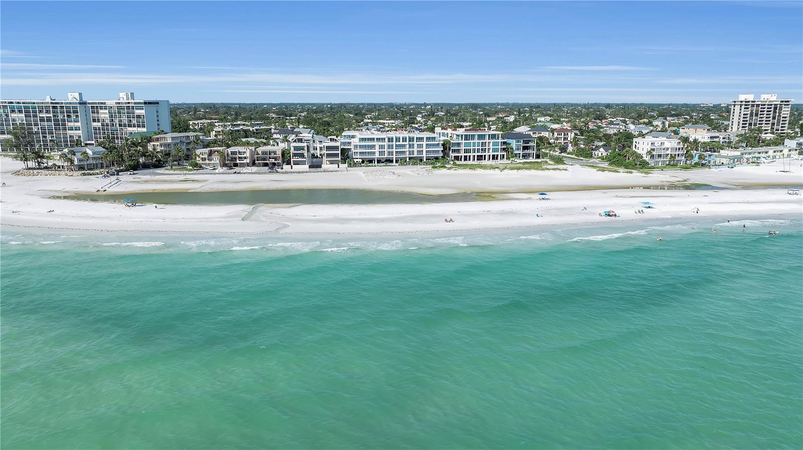 A4700005 Property Photo