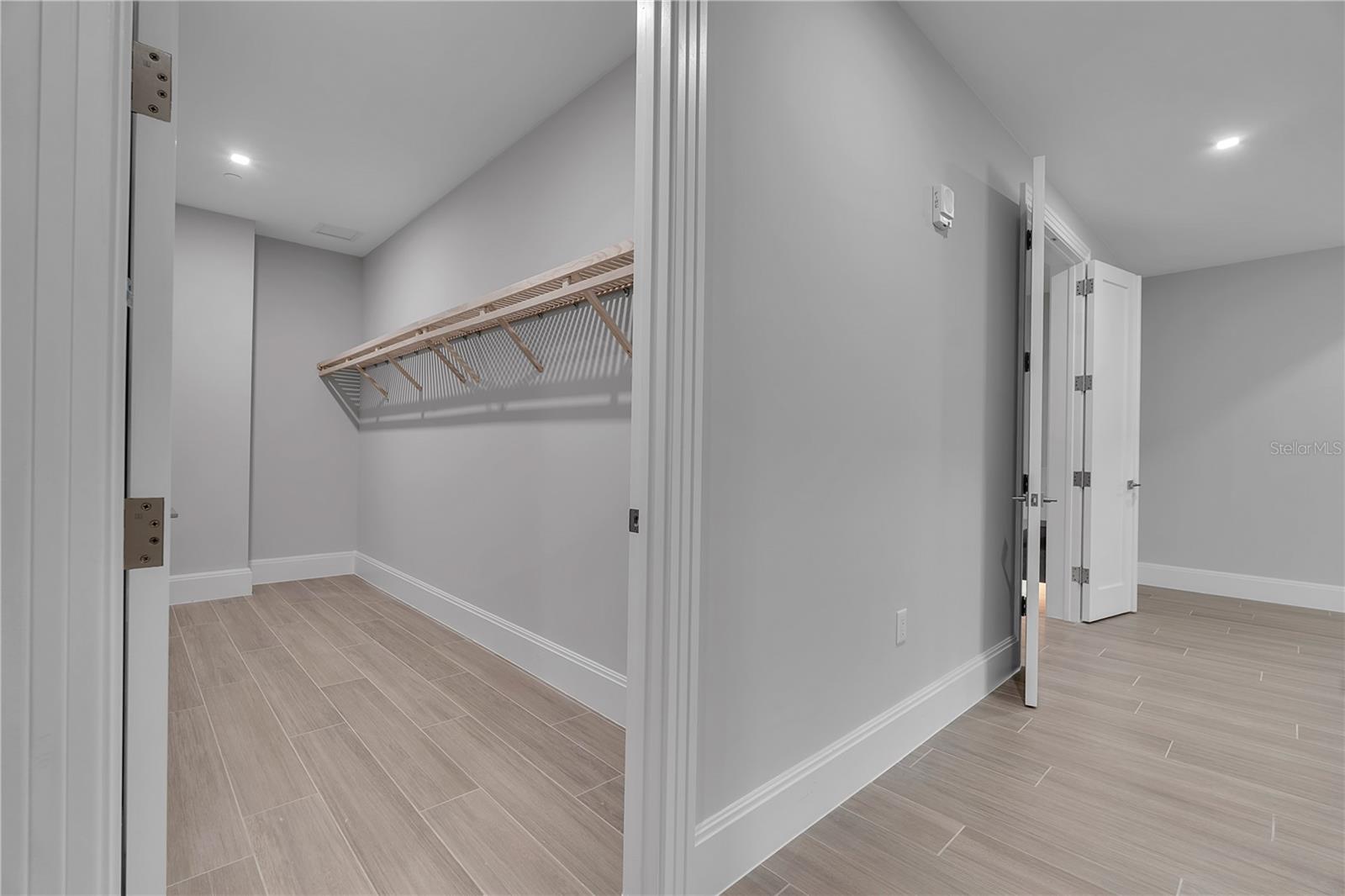 A4700005 Property Photo