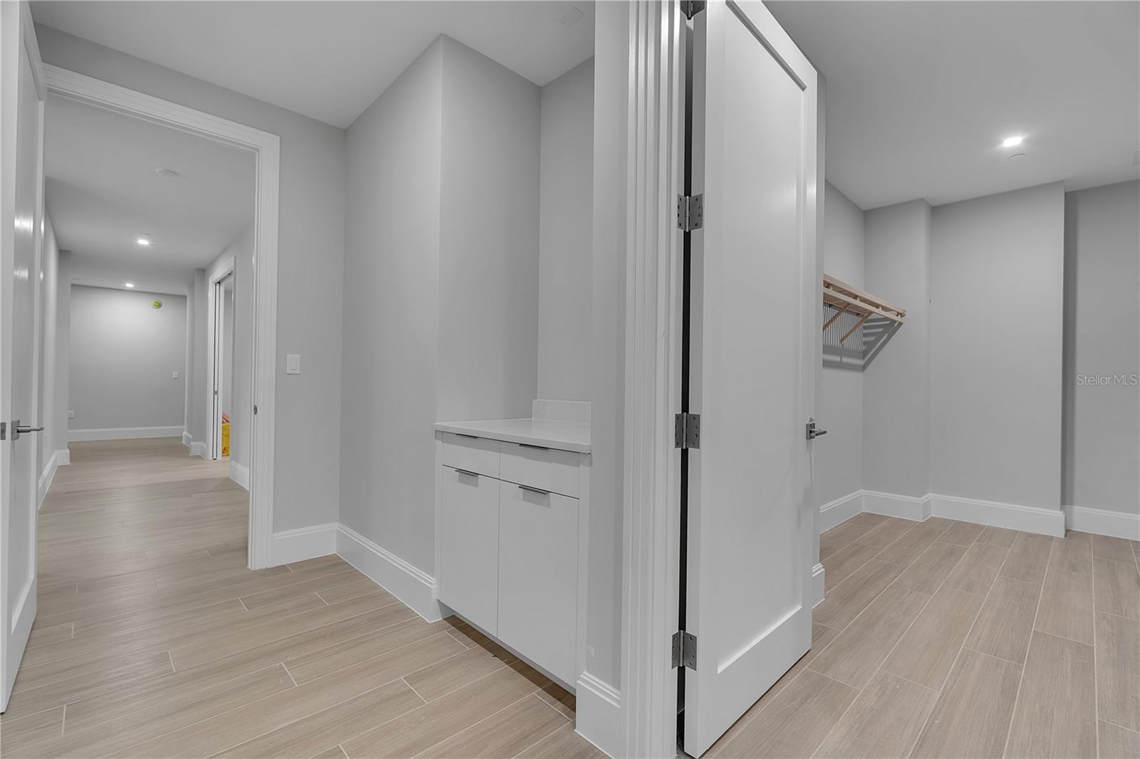 A4700005 Property Photo
