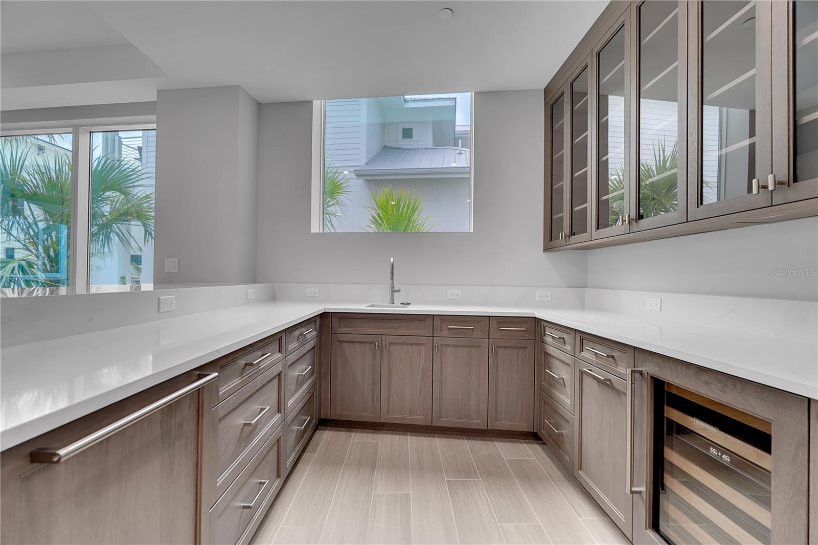 A4700005 Property Photo