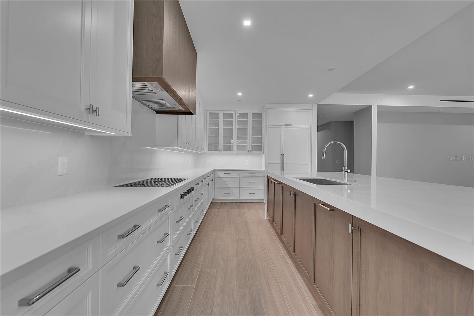 A4700103 Property Photo