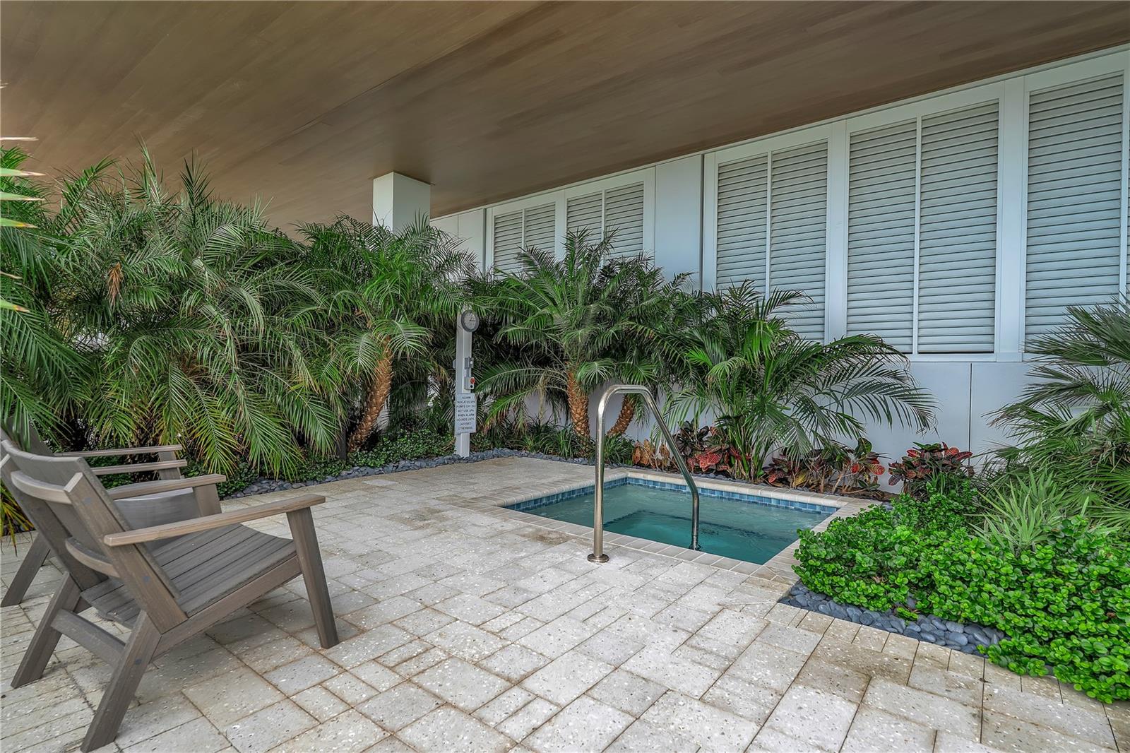 A4700103 Property Photo