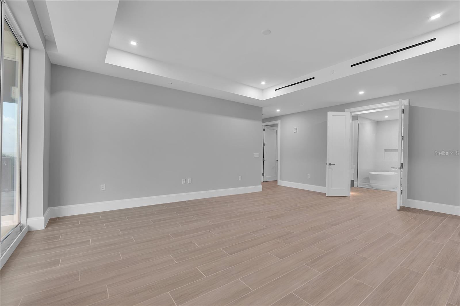 A4700103 Property Photo