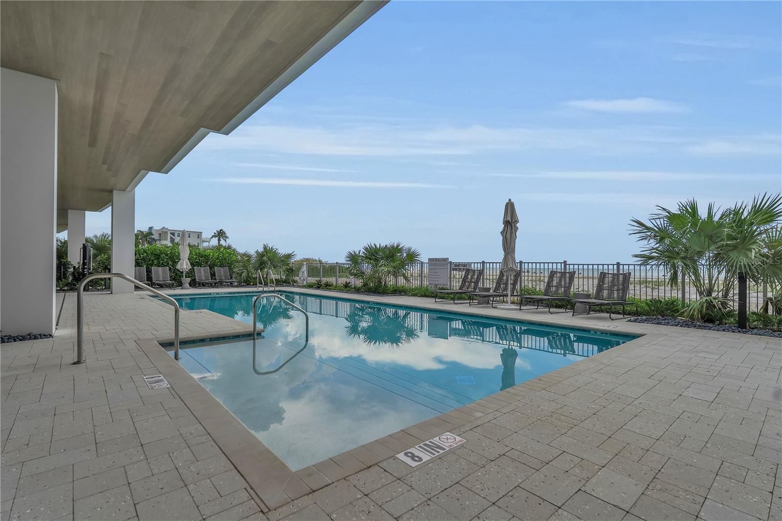 A4700103 Property Photo