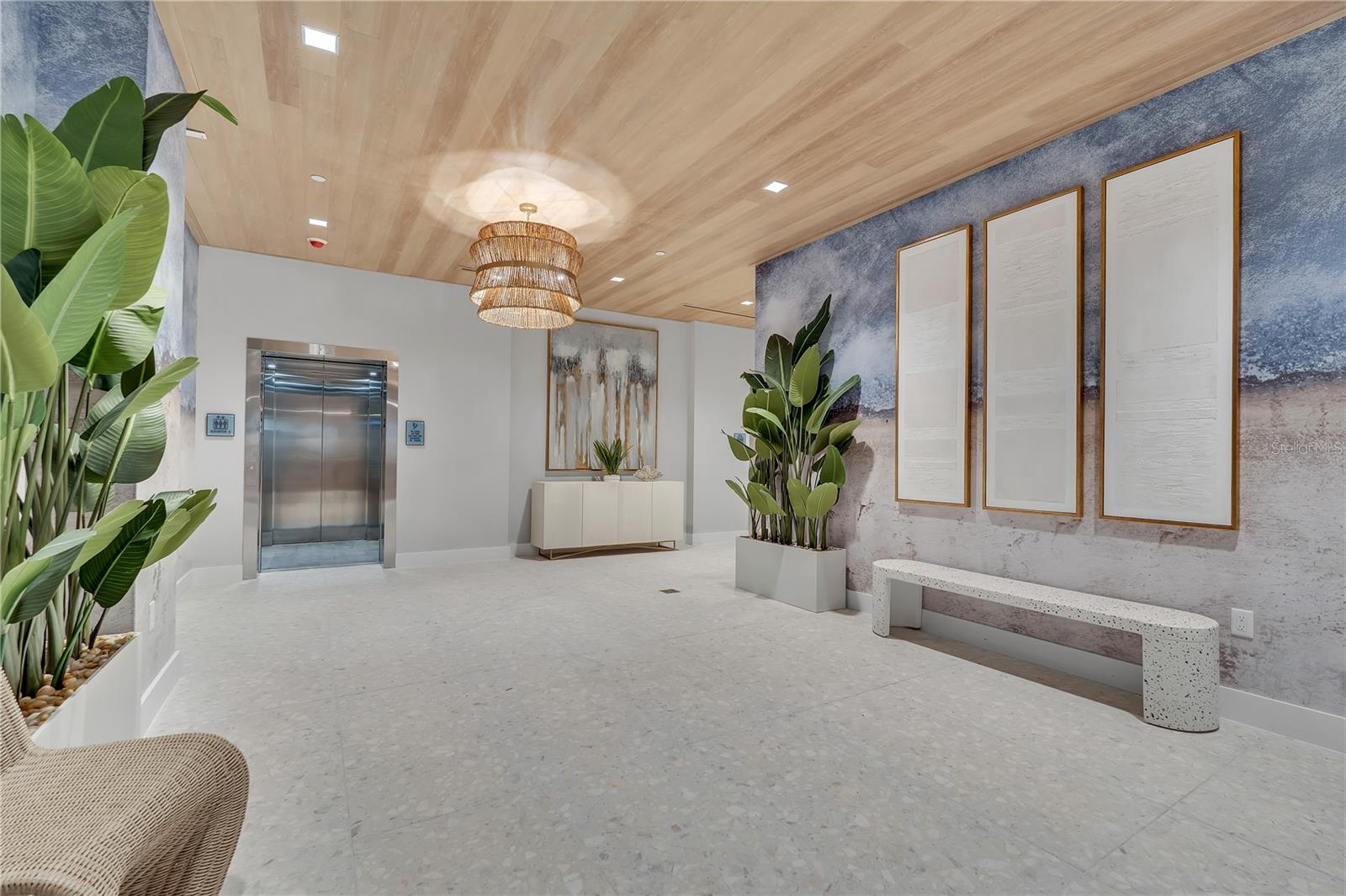 A4700103 Property Photo