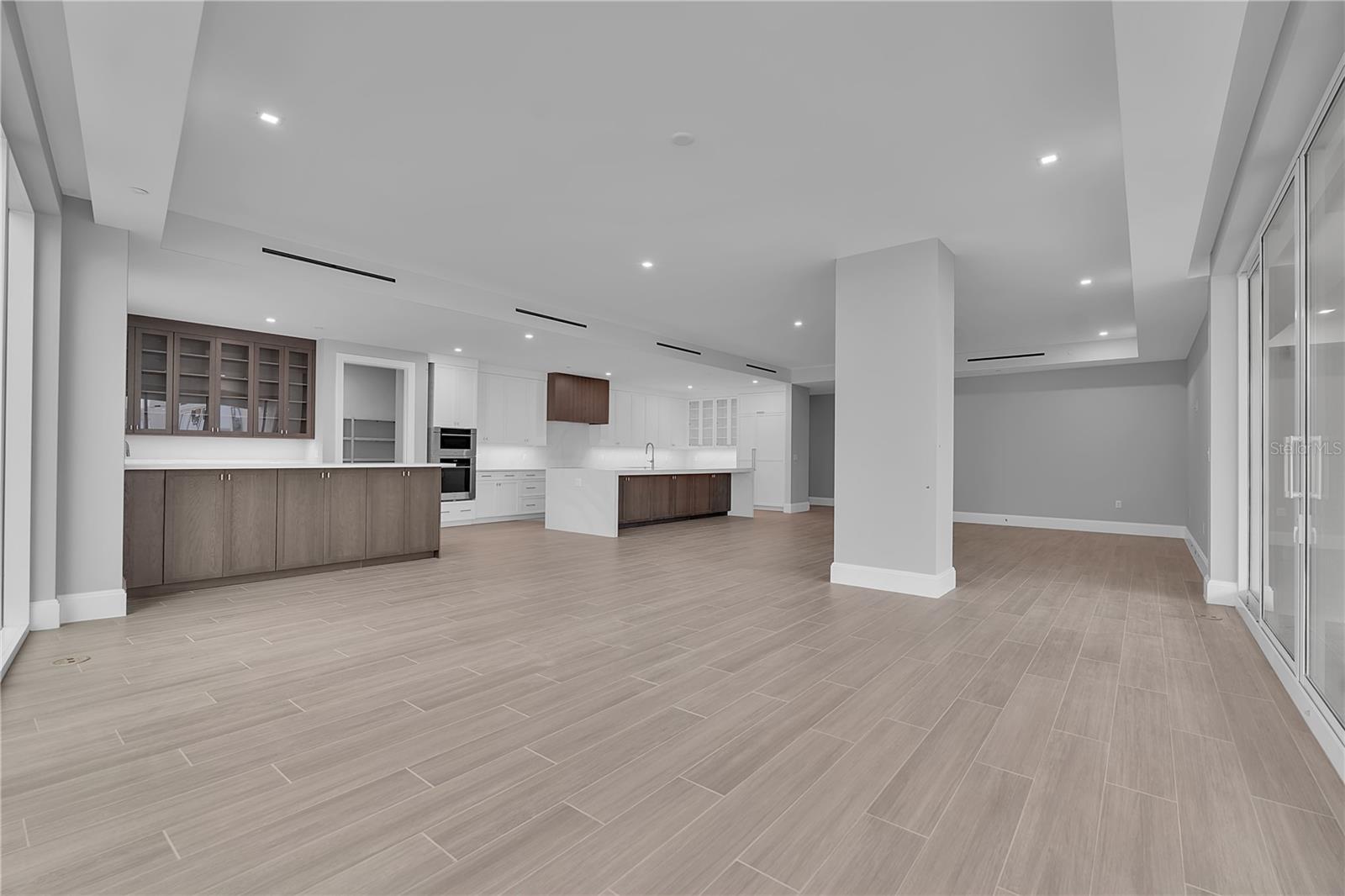 A4700103 Property Photo