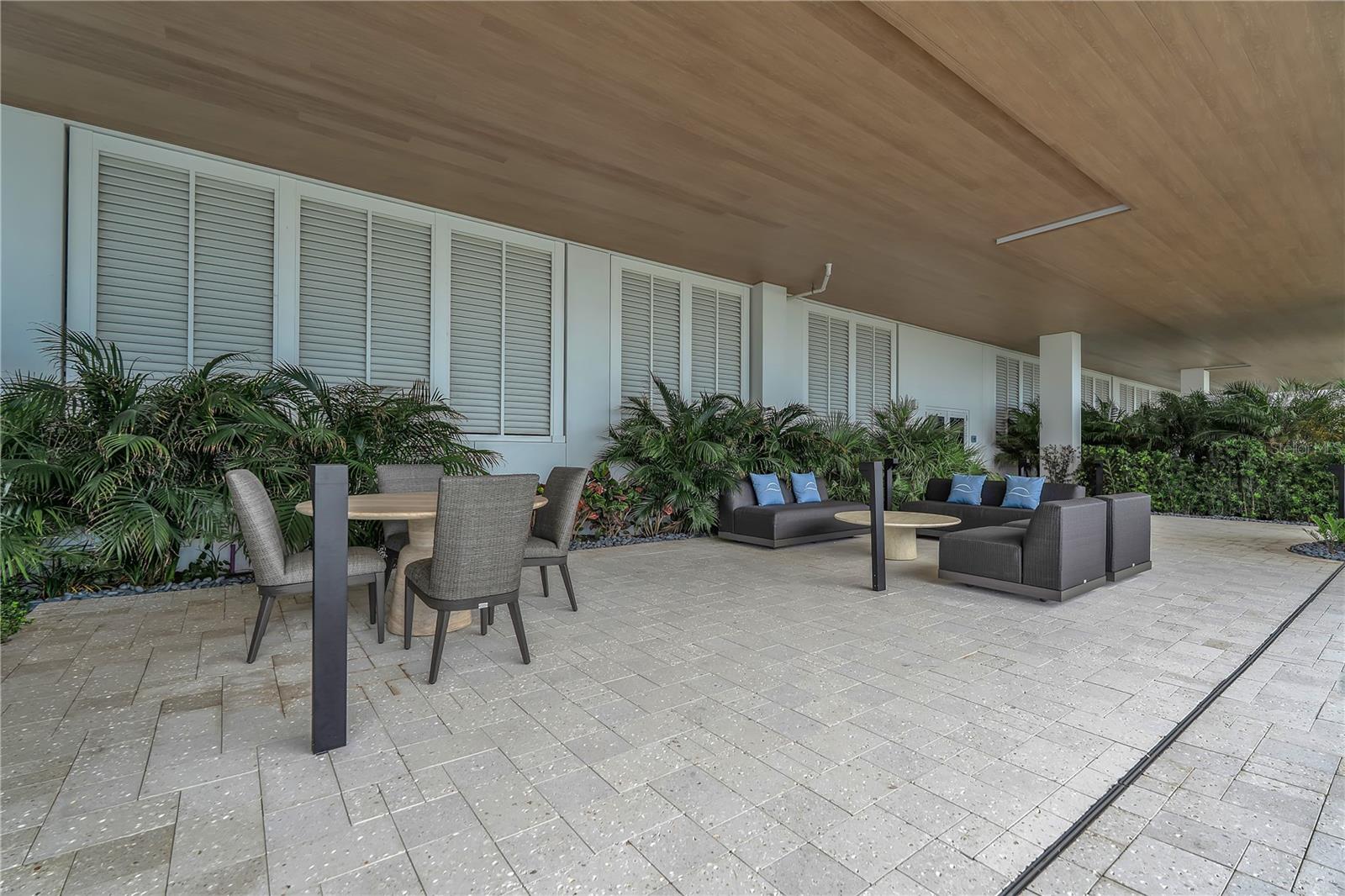 A4700103 Property Photo