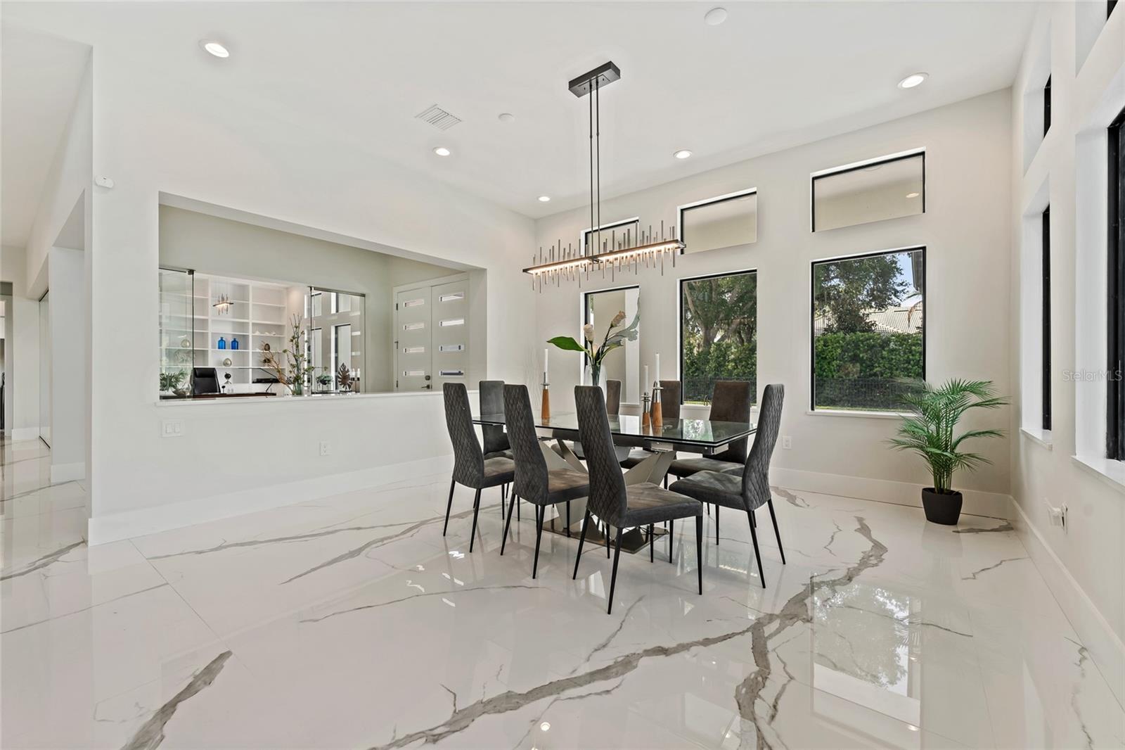 O6425809 Property Photo