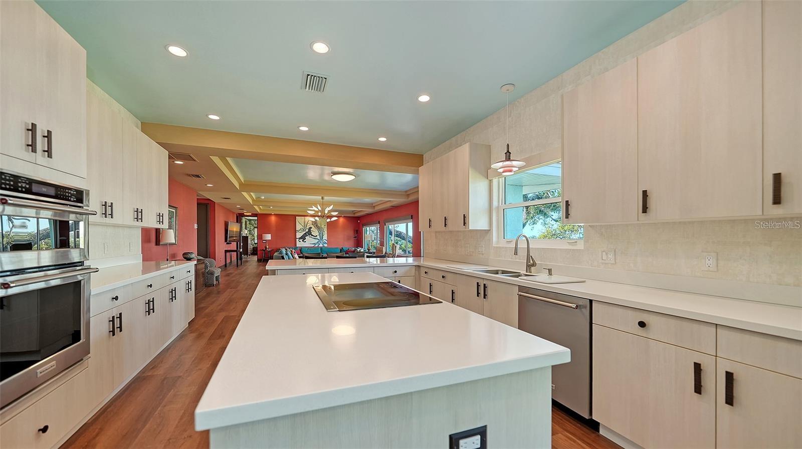 A4700303 Property Photo