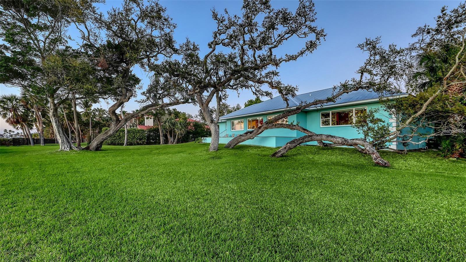A4700303 Property Photo