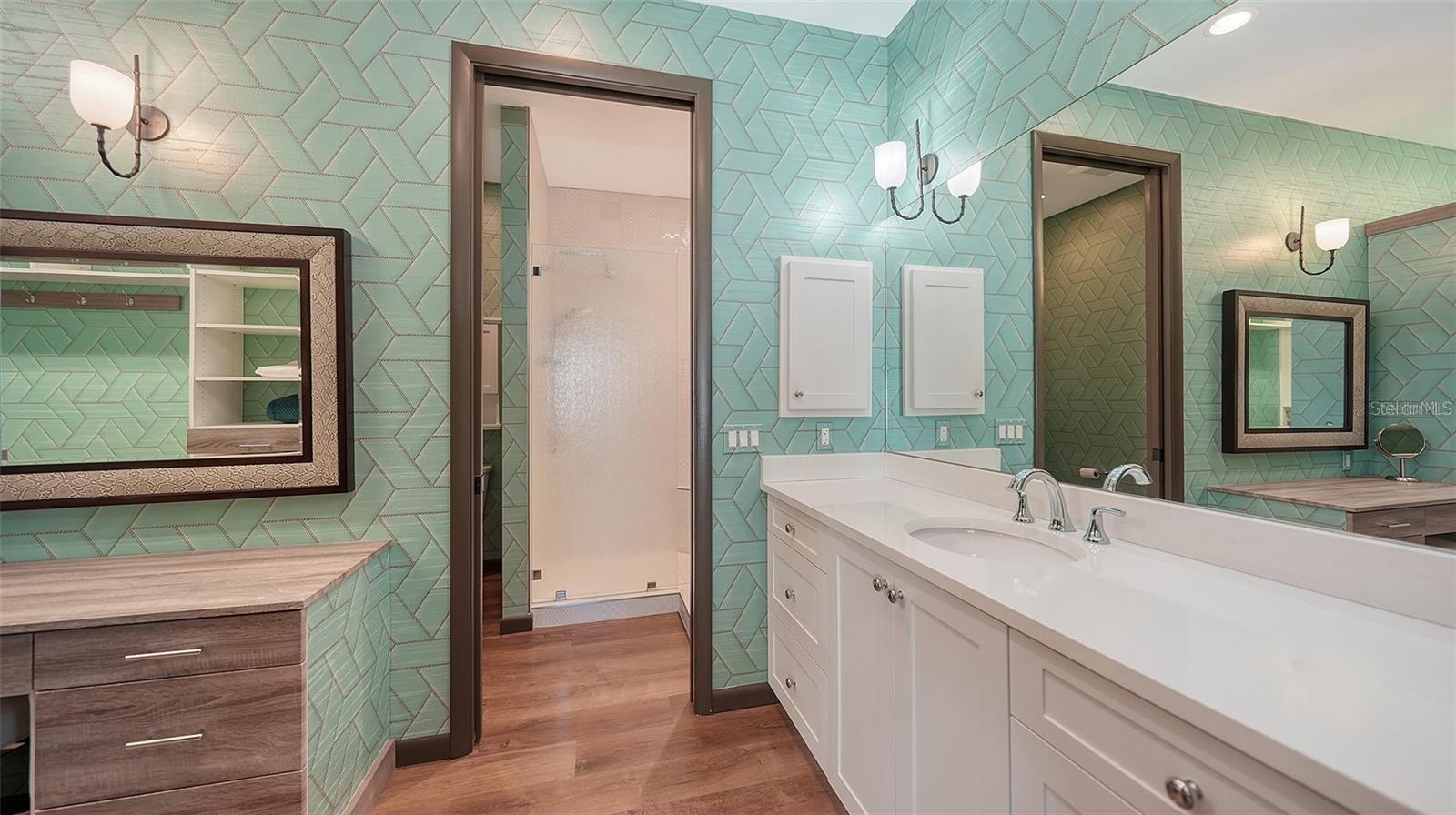 A4700303 Property Photo