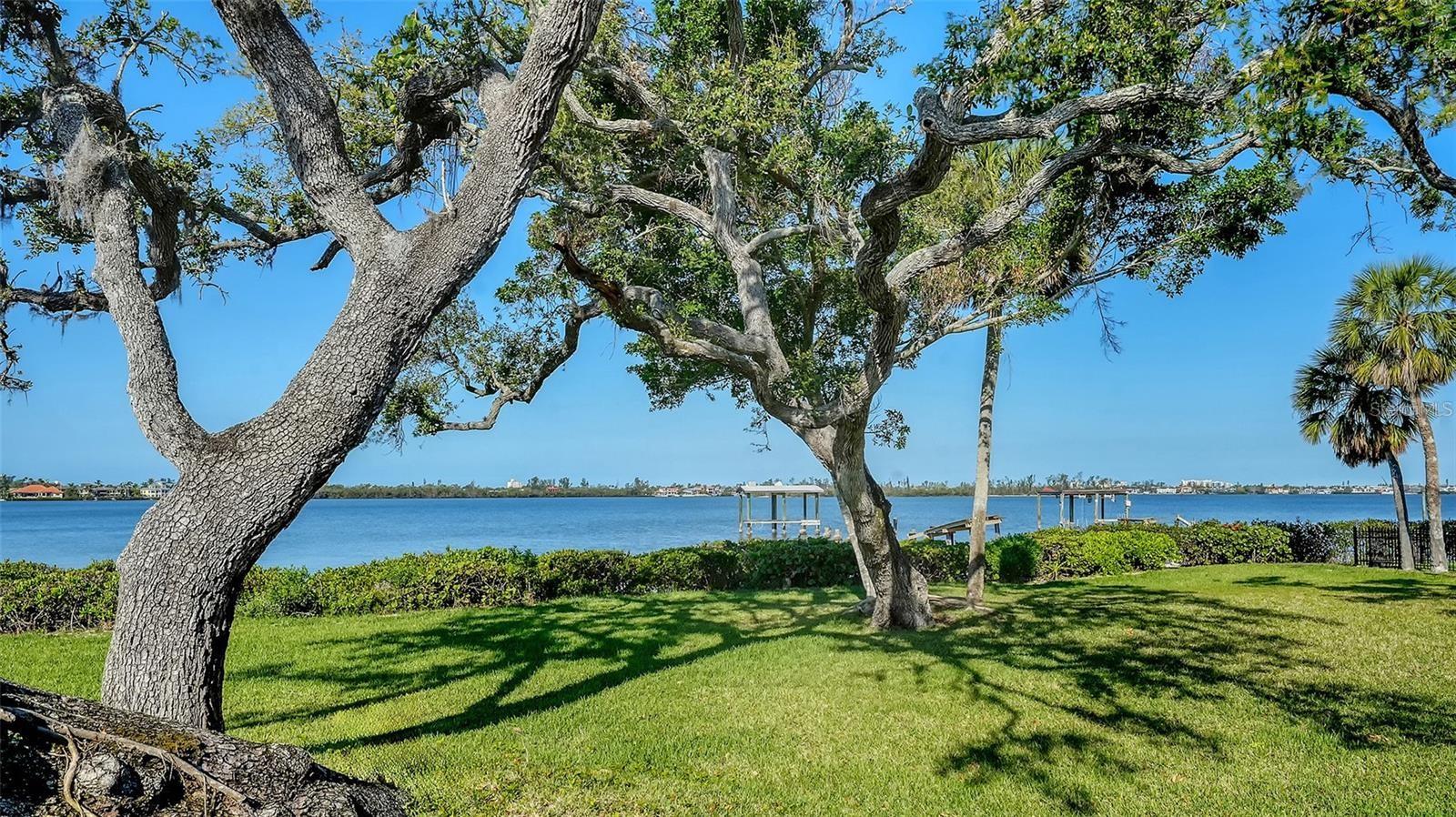 A4700303 Property Photo