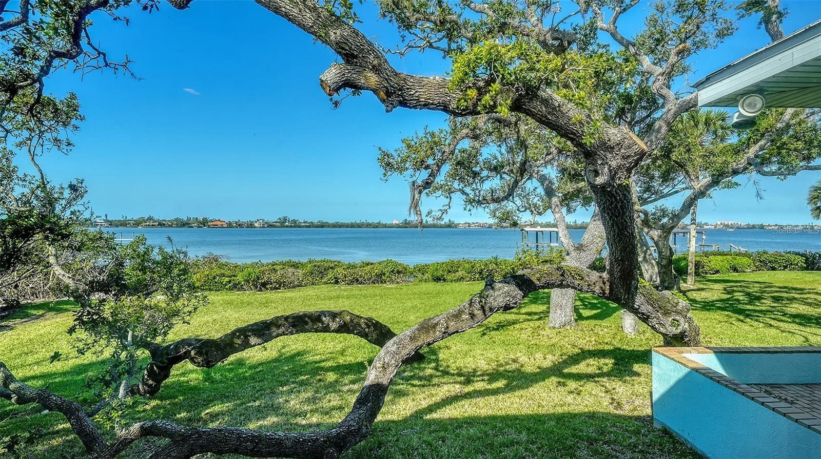 A4700303 Property Photo
