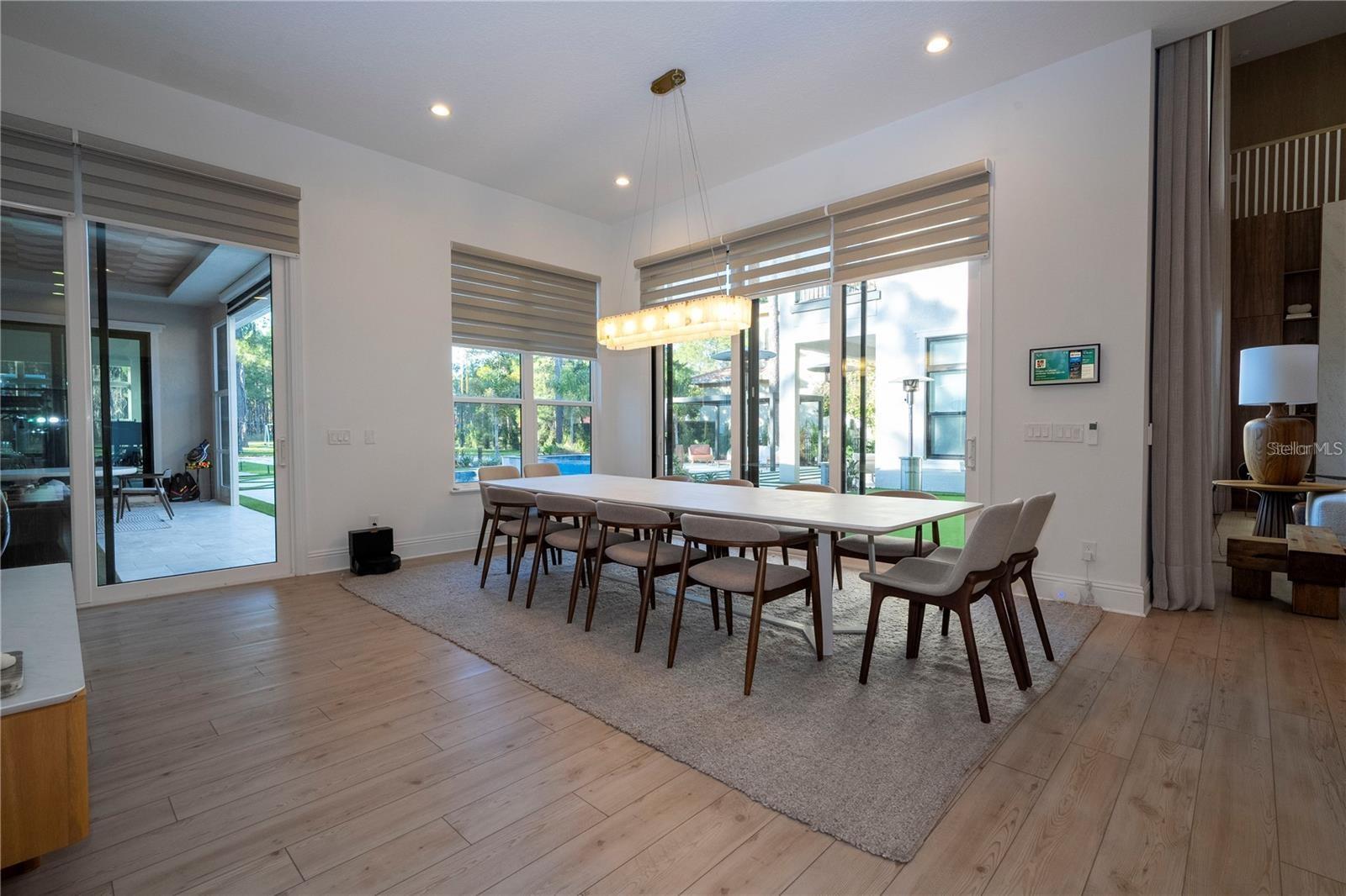 O6426186 Property Photo