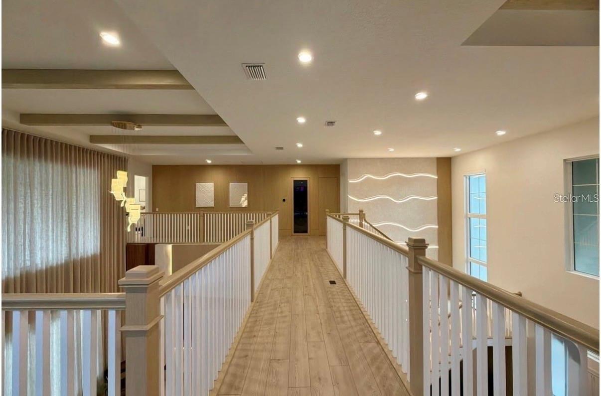 O6426186 Property Photo