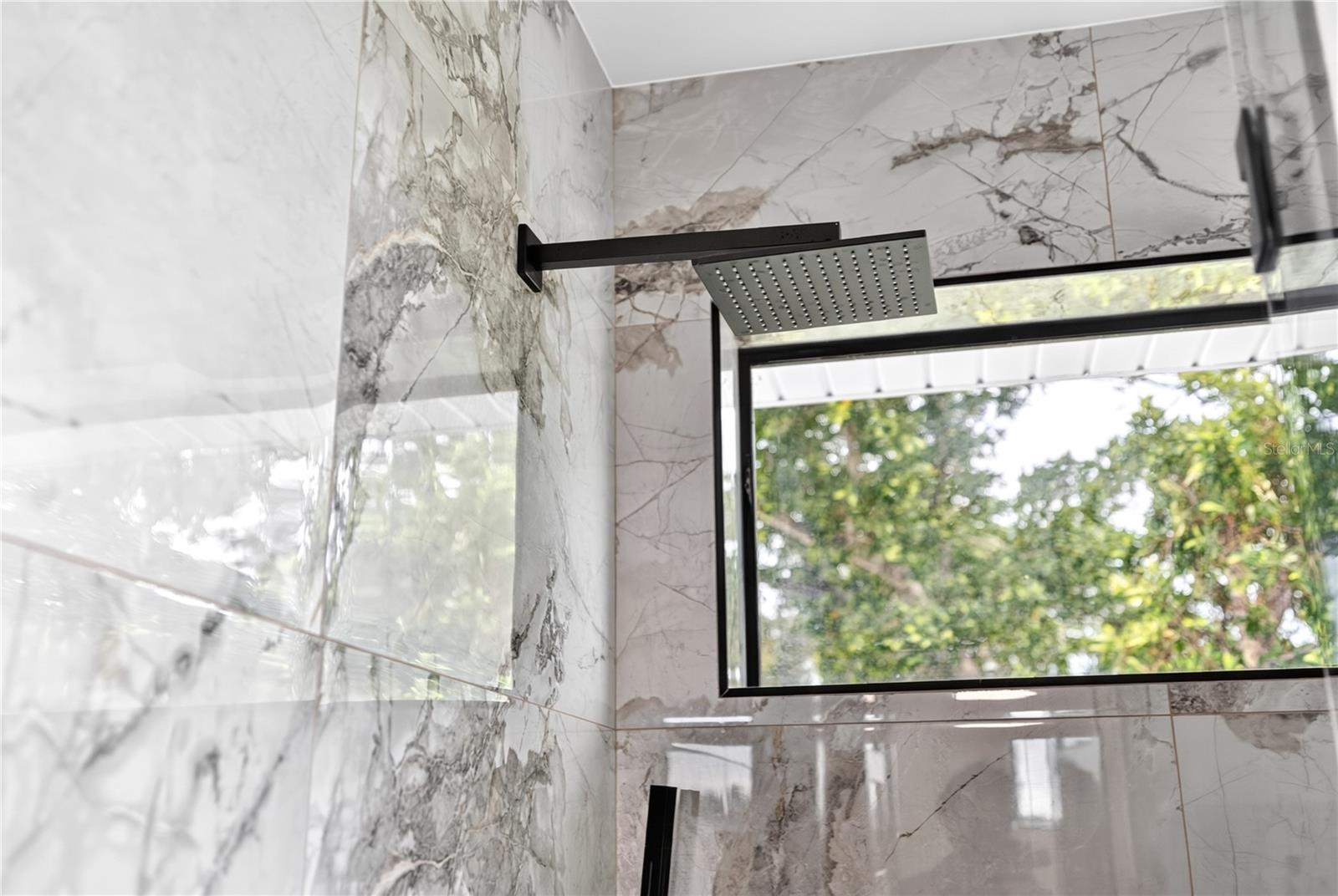 A4700498 Property Photo