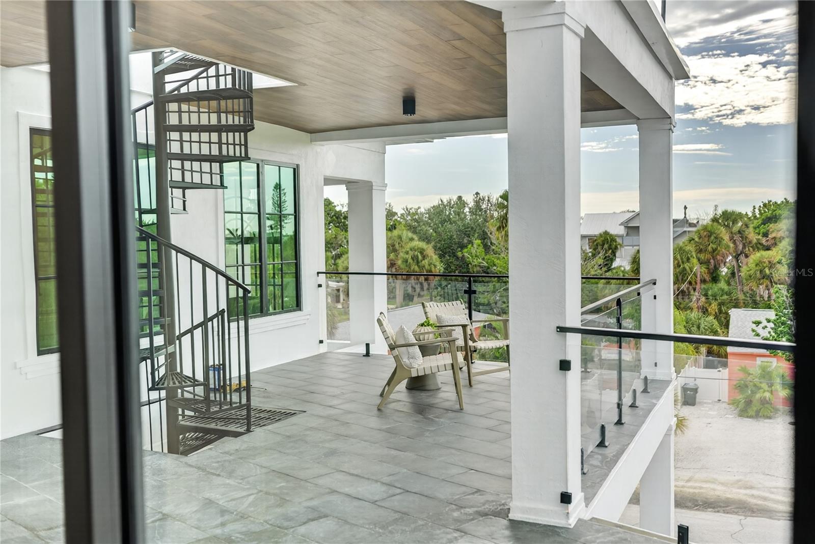 A4700498 Property Photo