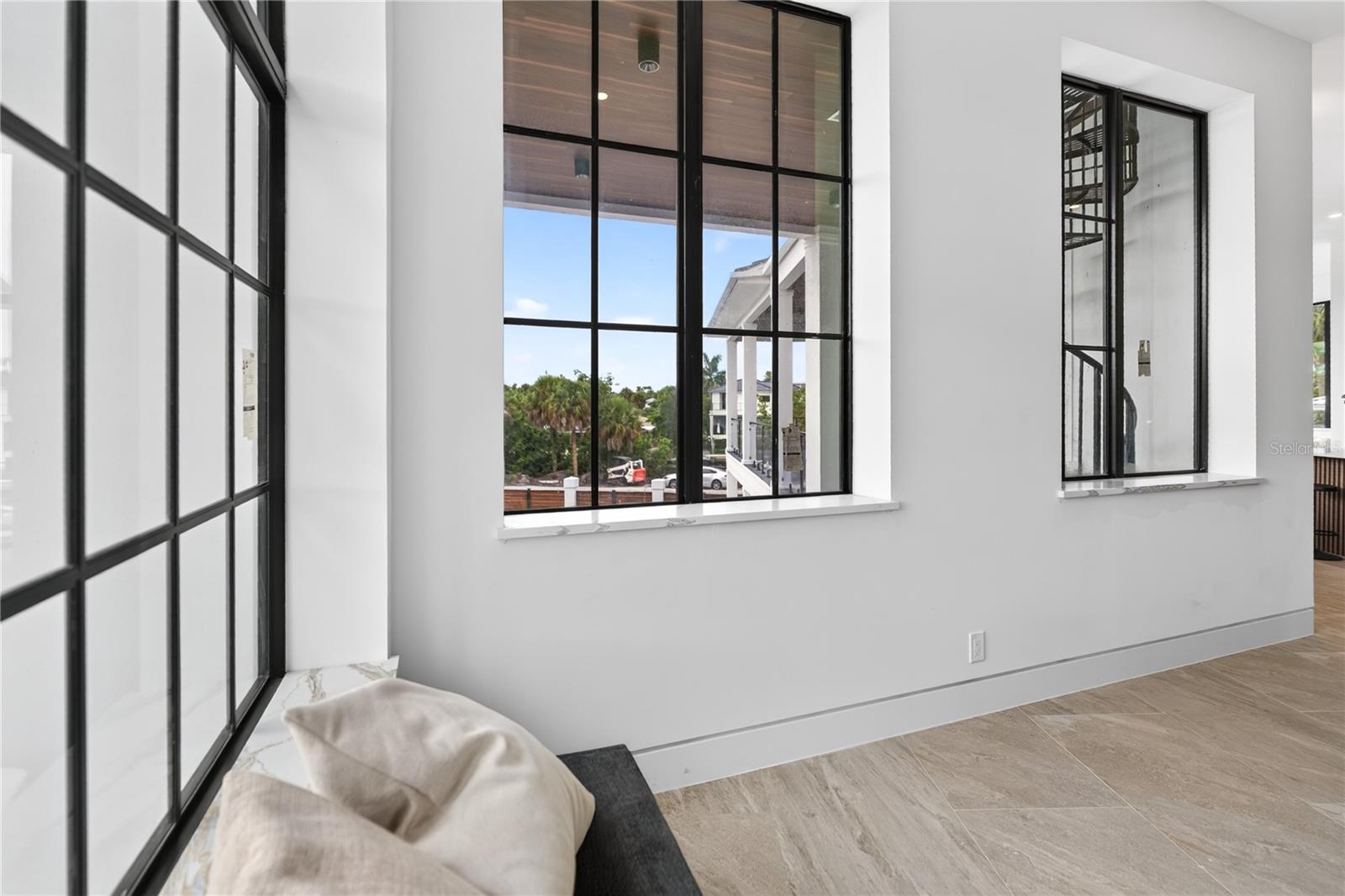 A4700498 Property Photo