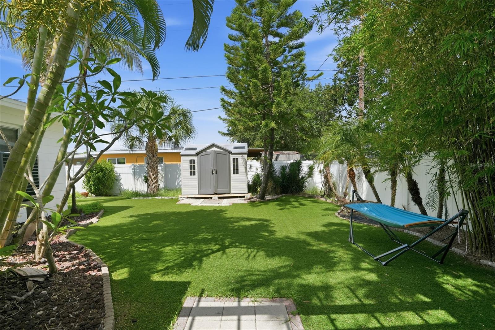 TB8530907 Property Photo