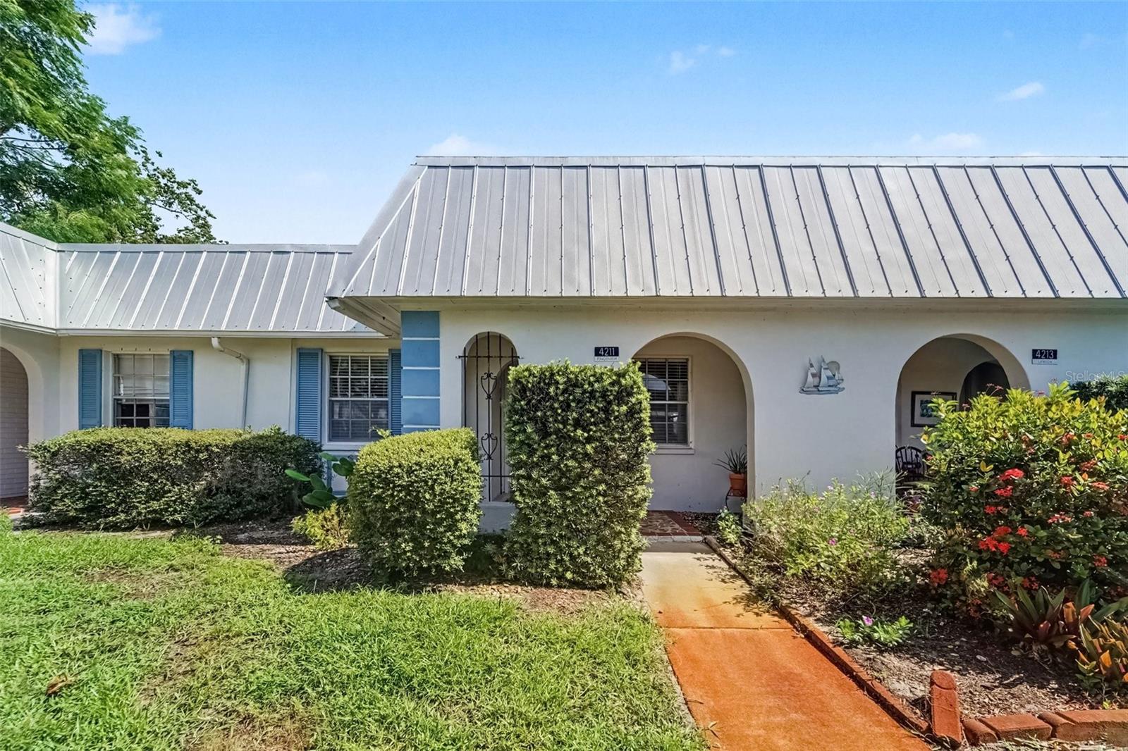 MLS# TB8531301 Property Photo