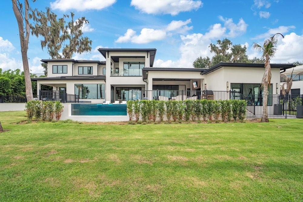 O6426995 Property Photo