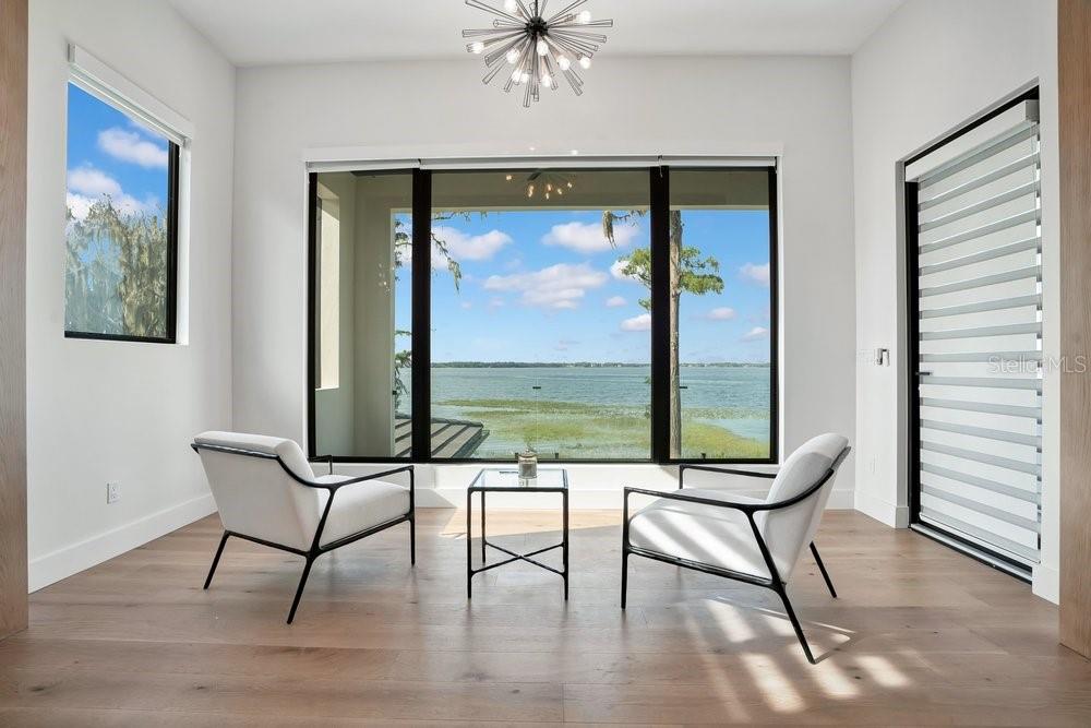 O6426995 Property Photo