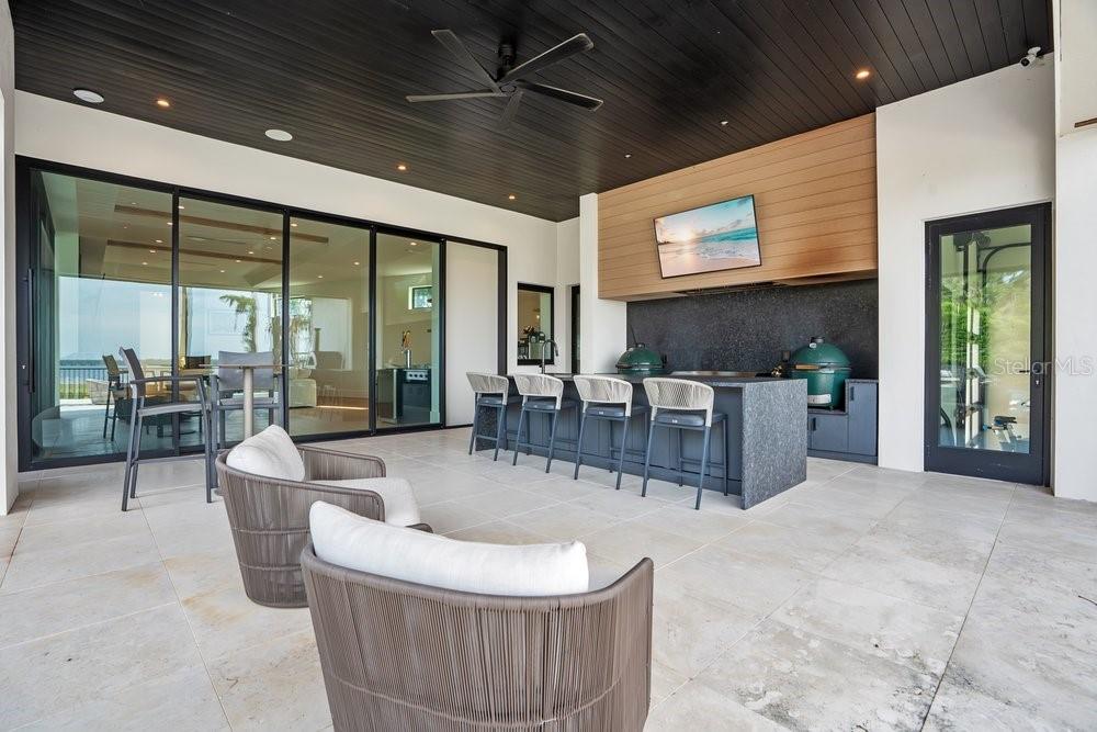 O6426995 Property Photo