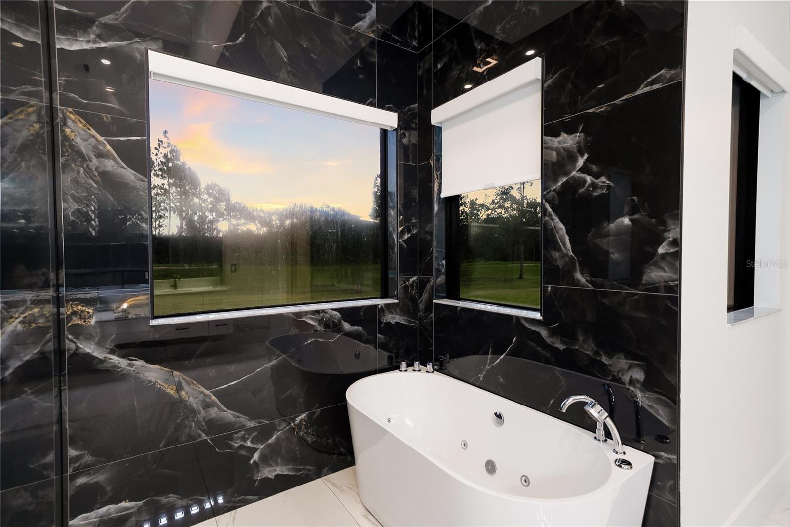 A4700840 Property Photo