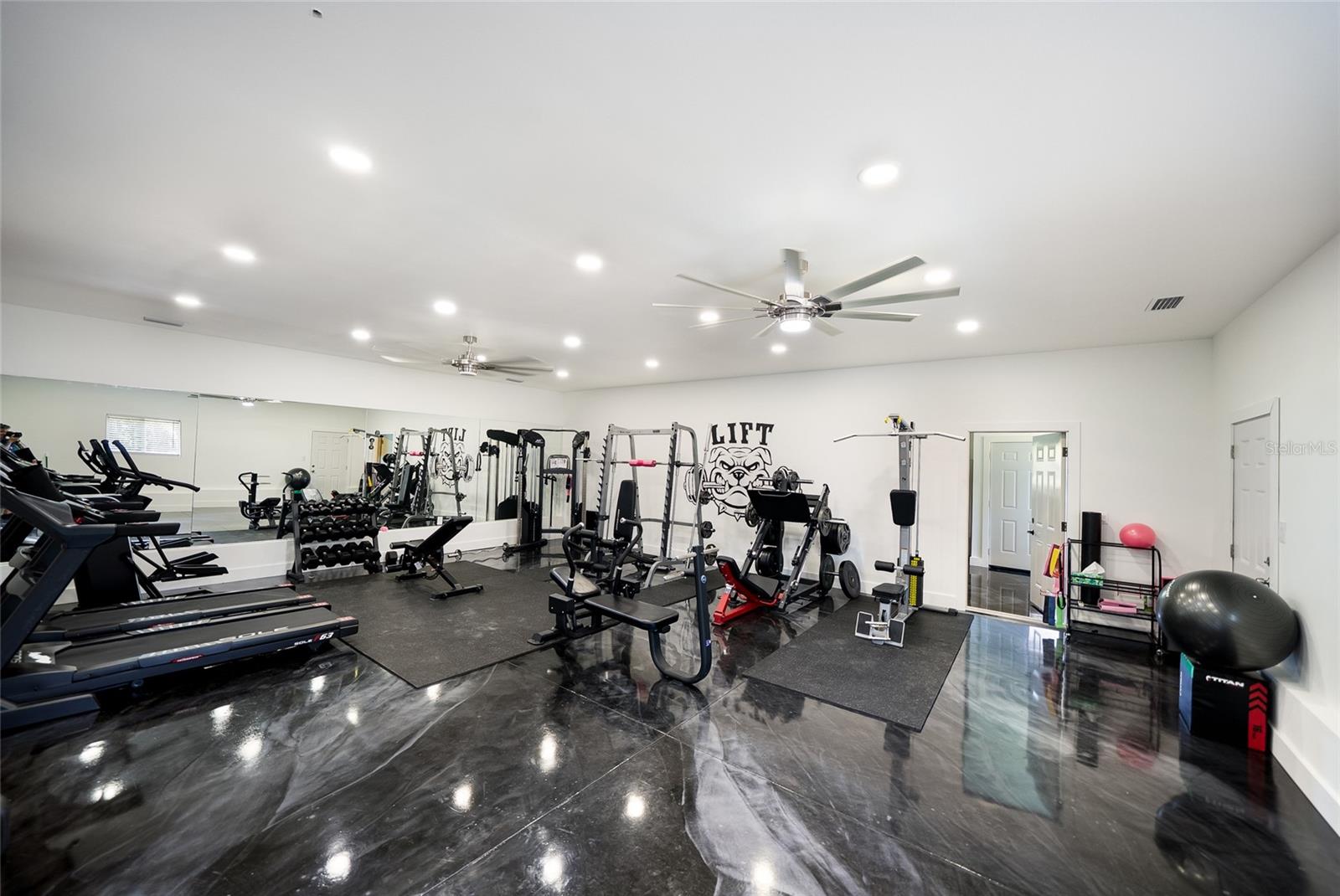 A4700840 Property Photo