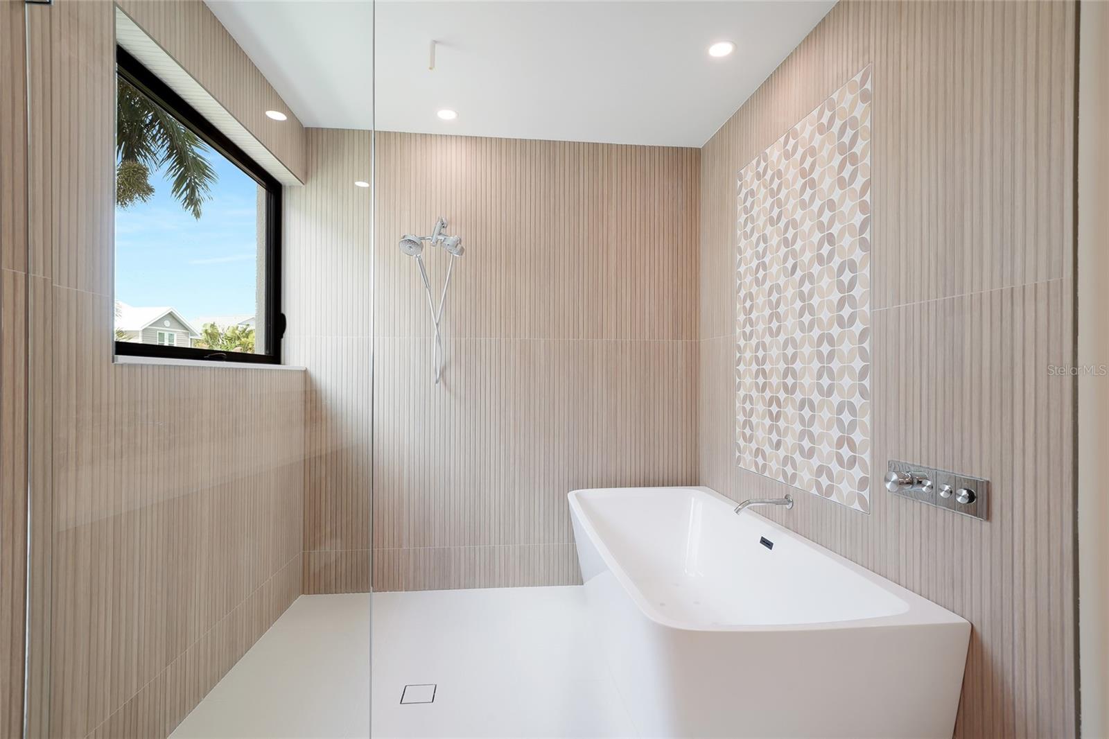A4700901 Property Photo