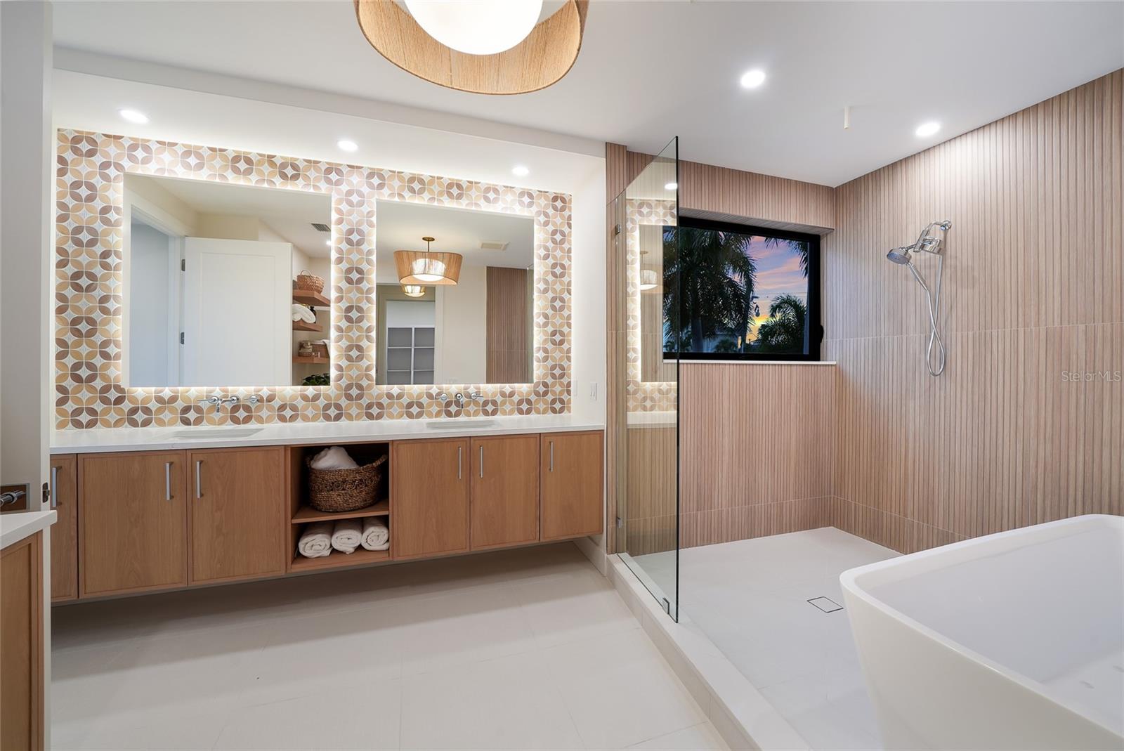 A4700901 Property Photo