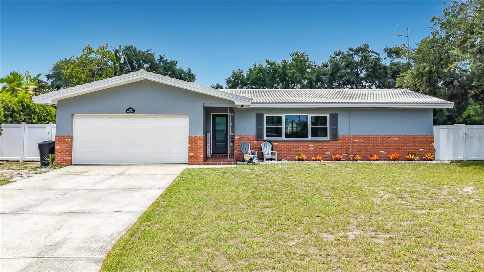 MLS# TB8533372 Property Photo