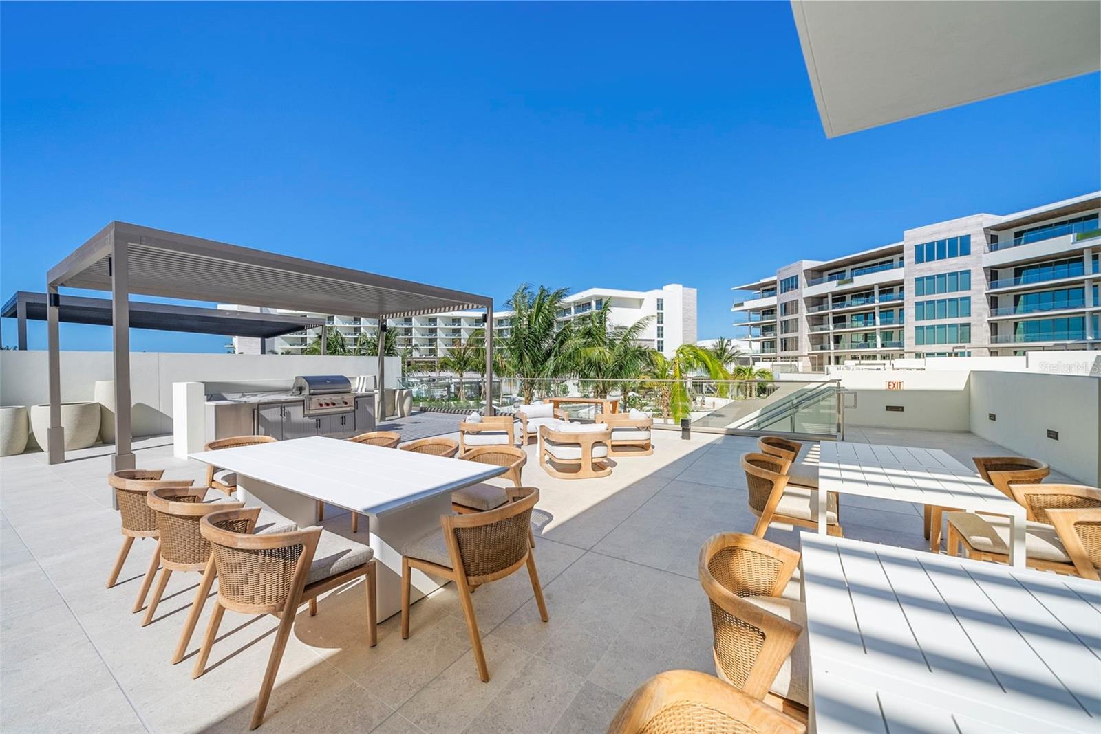 A4701288 Property Photo