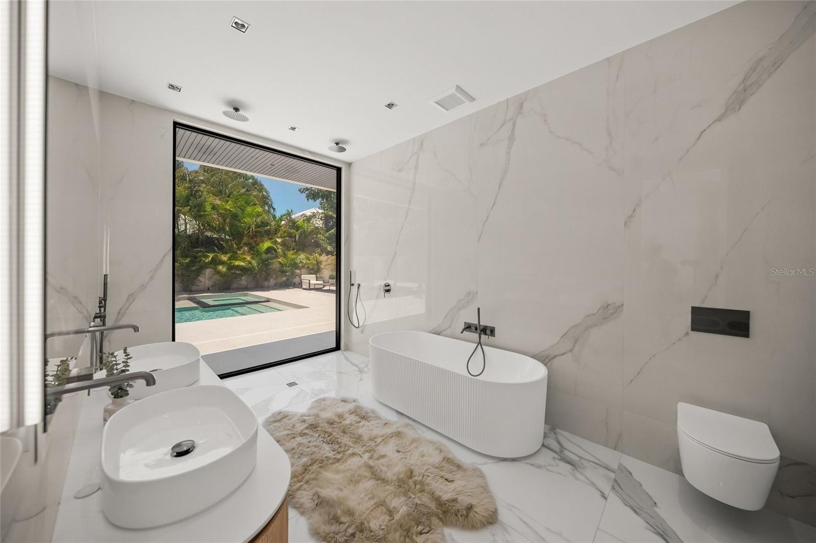 A4701346 Property Photo