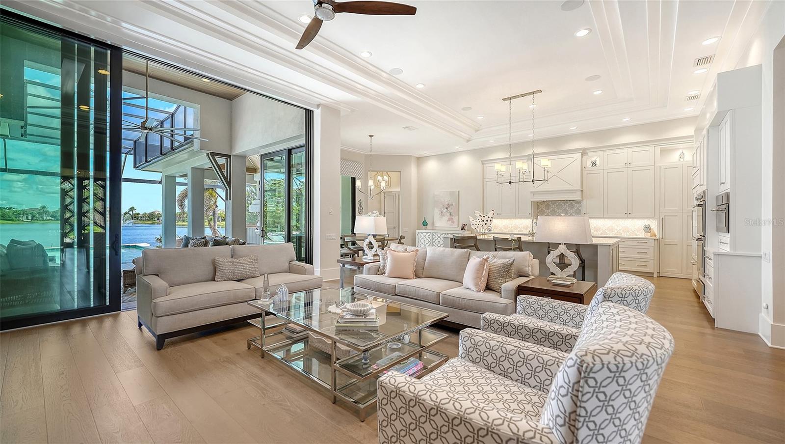 A4701403 Property Photo